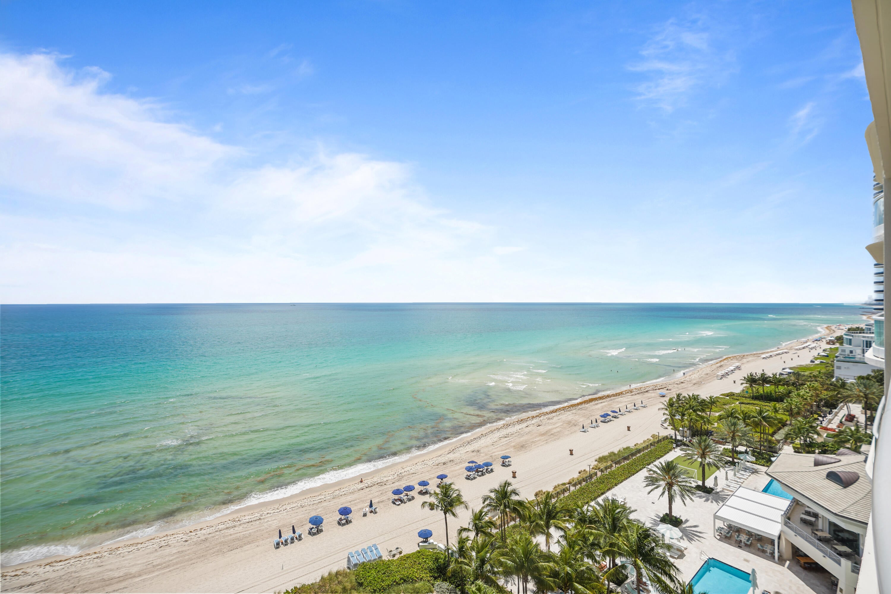 4BR – Condominium at 16051 Collins Avenue #Unit 1104