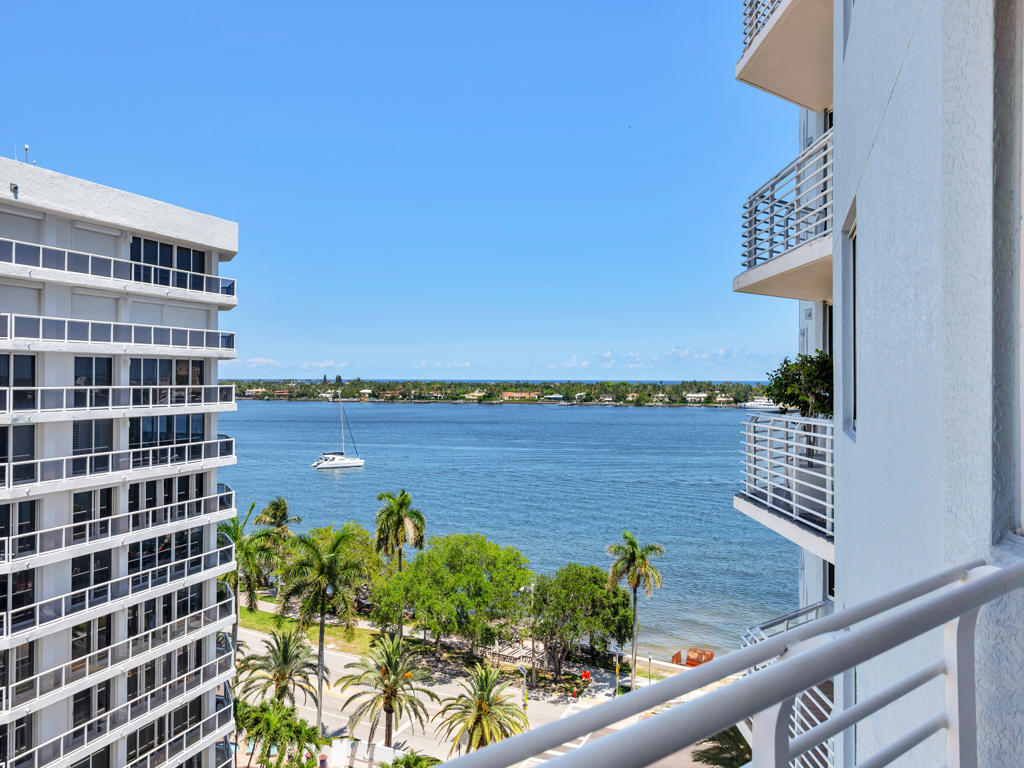 2BR – Condominium at 1551 N Flagler Drive #903