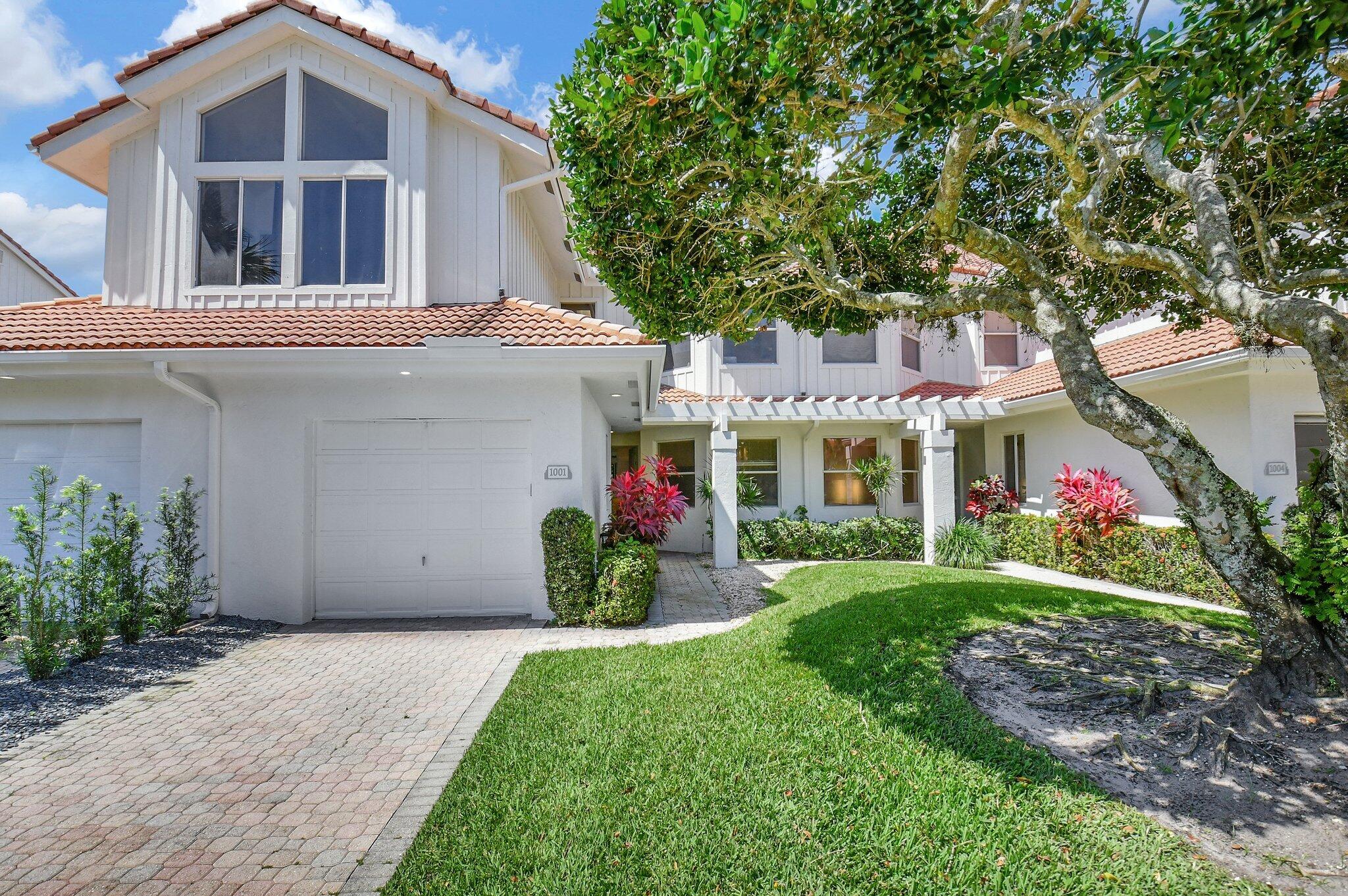 3BR – Condominium at 5801 NW 24th Avenue #1001