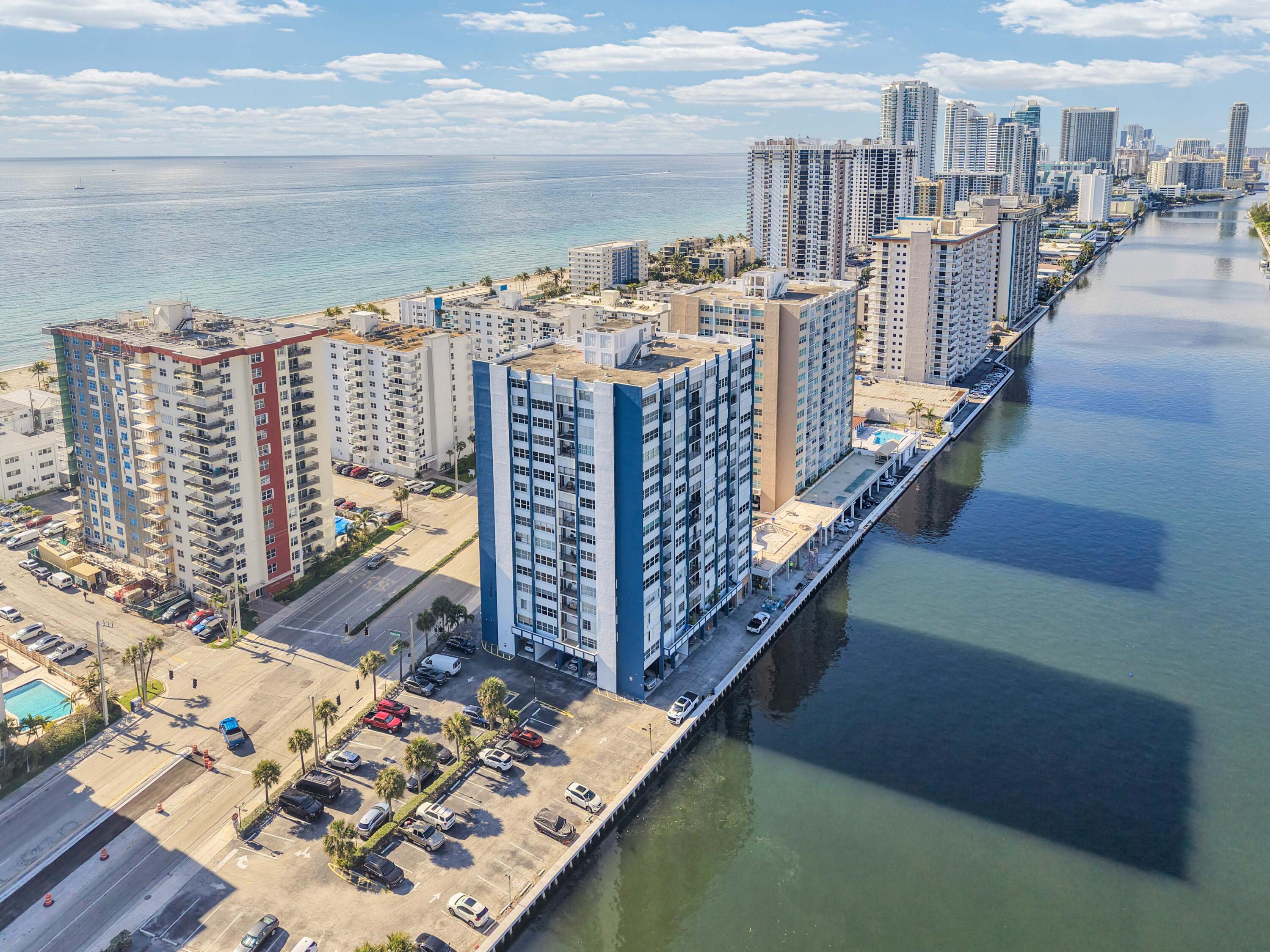 2BR – Condominium at 1400 S Ocean Drive #1702