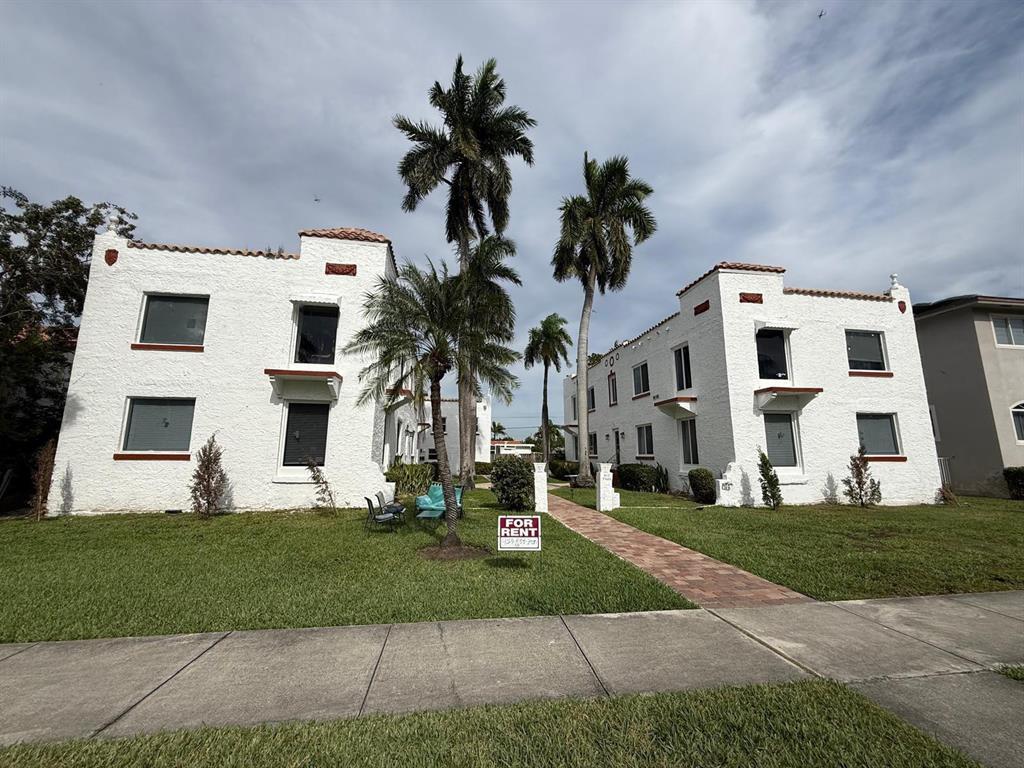 2BR – Apartment at 817 Tyler Street #2