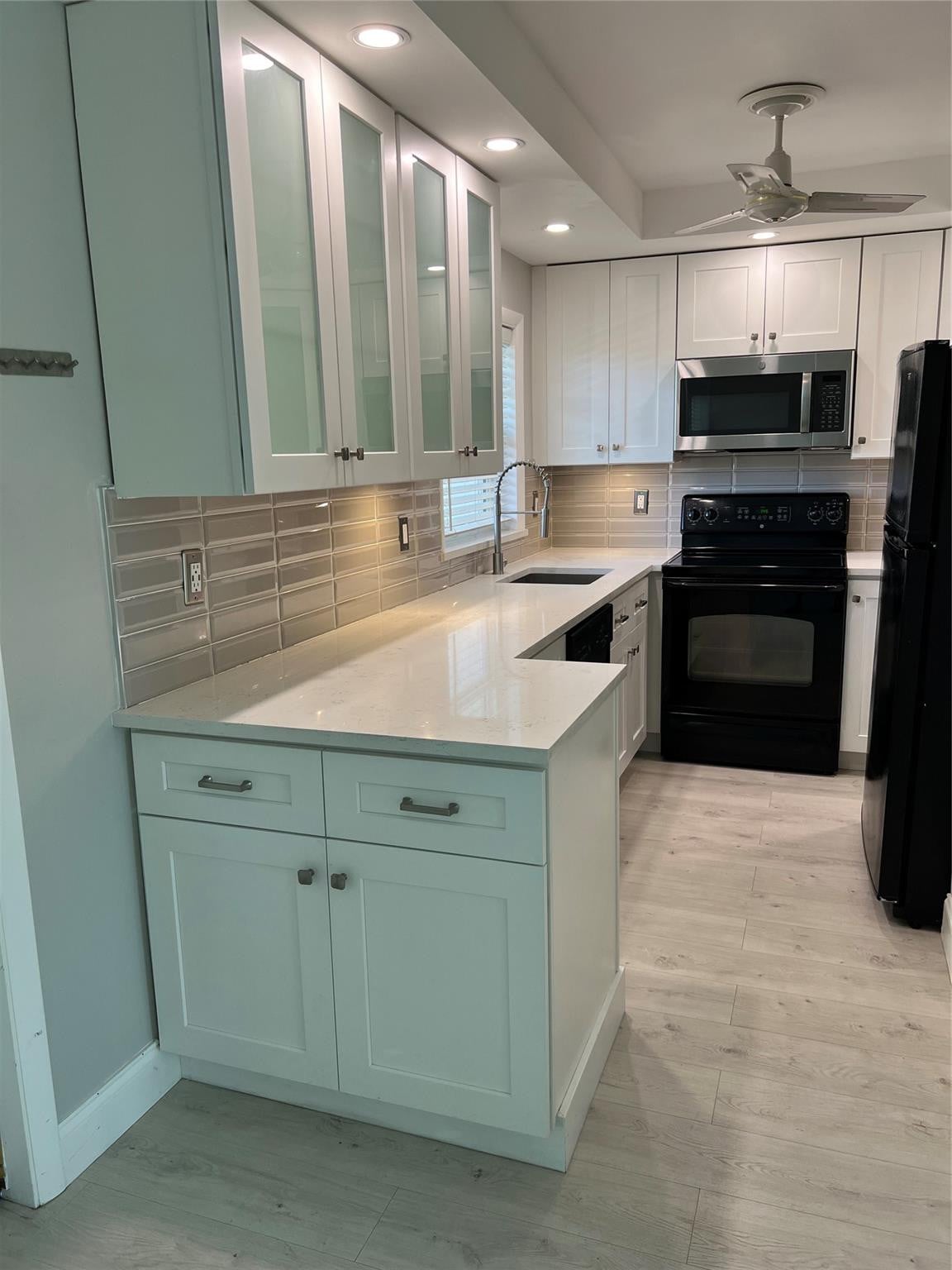 1BR – Condominium at 4143 N Ocean Boulevard #308