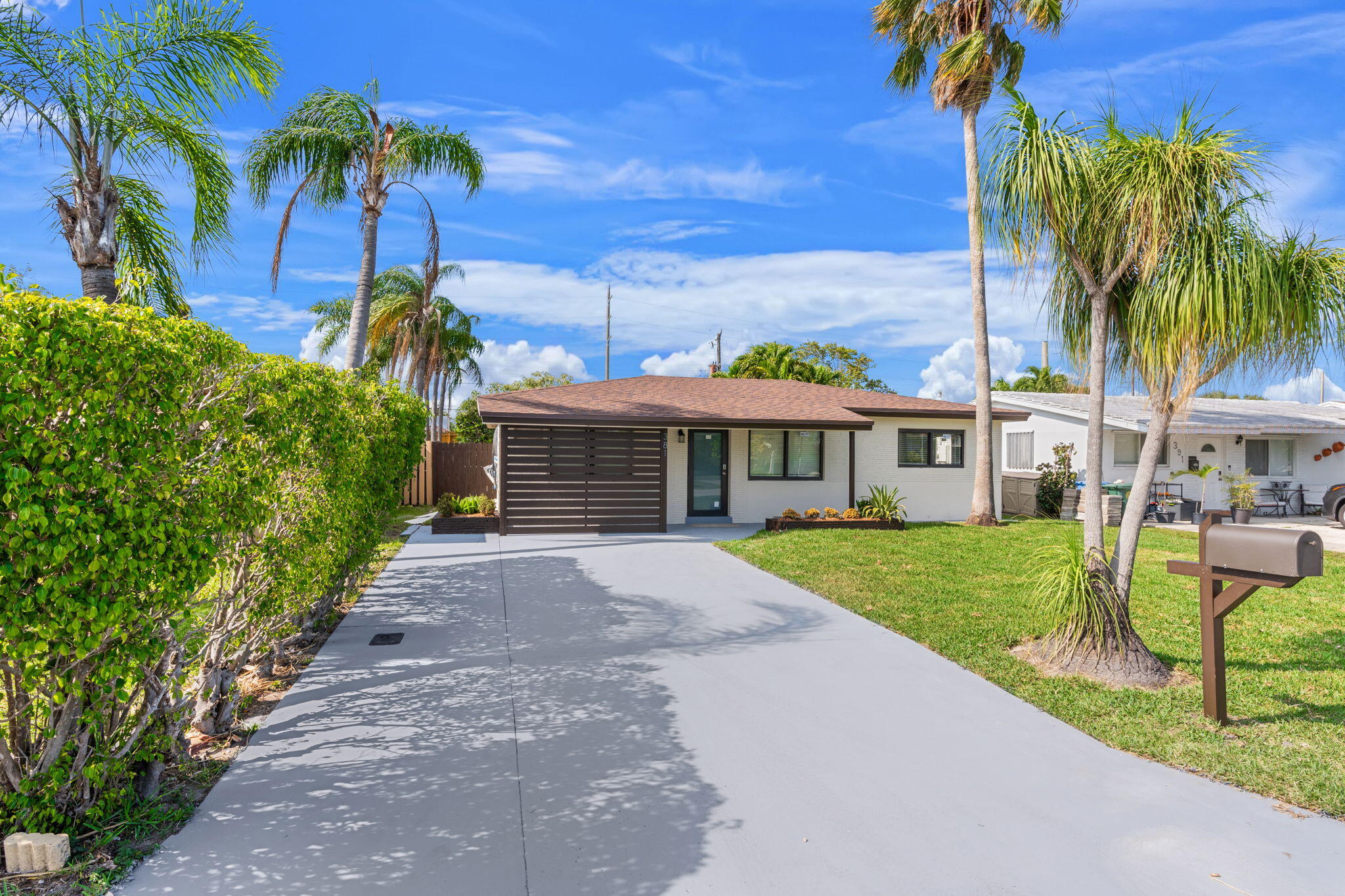 3BR – SingleFamilyResidence at 381 NE 43rd Court