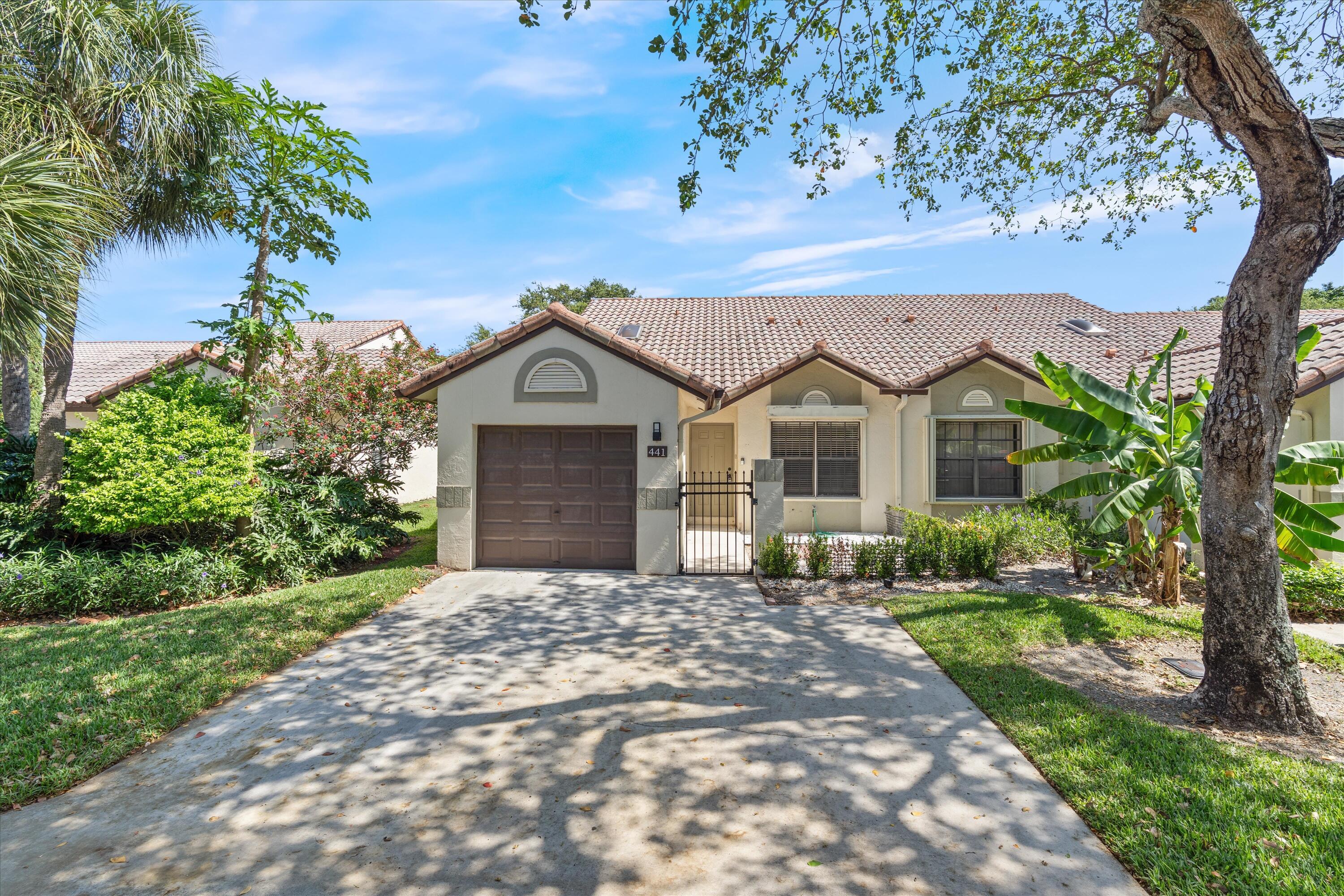 2BR – RNT at 441 Ashwood Place