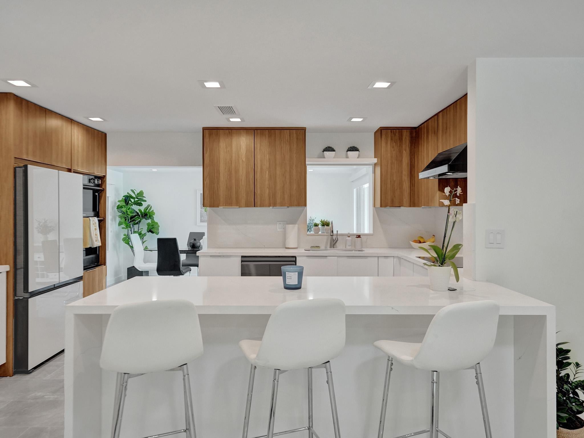 3BR – SingleFamilyResidence at 260 NW 36th Street