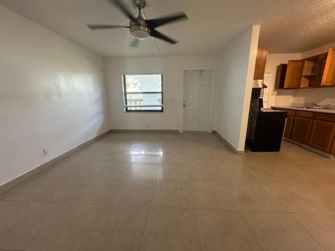 1BR – Apartment at 889 Riverside Drive #206