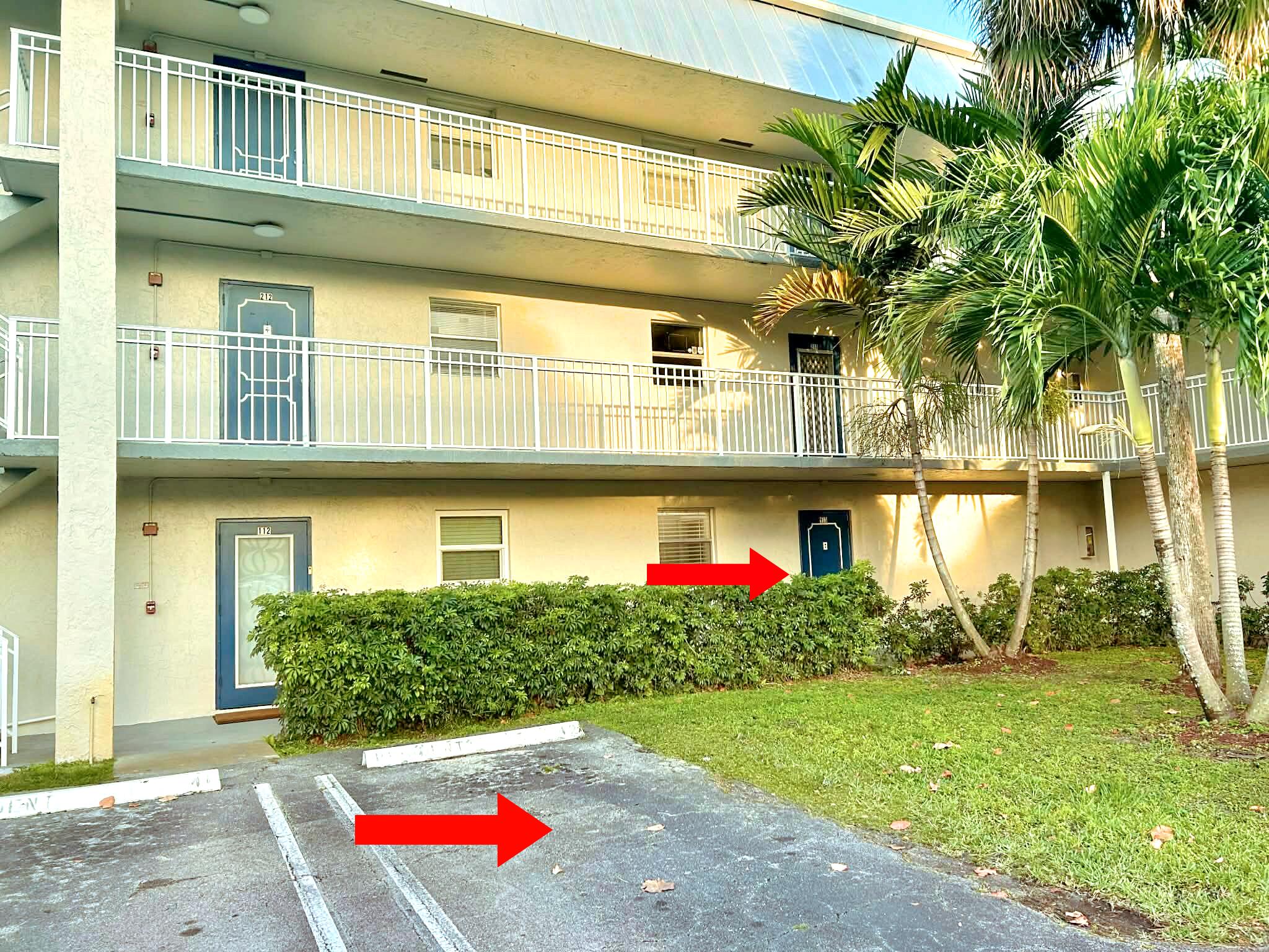 2BR – Condominium at 2960 Riverside Drive #113-2