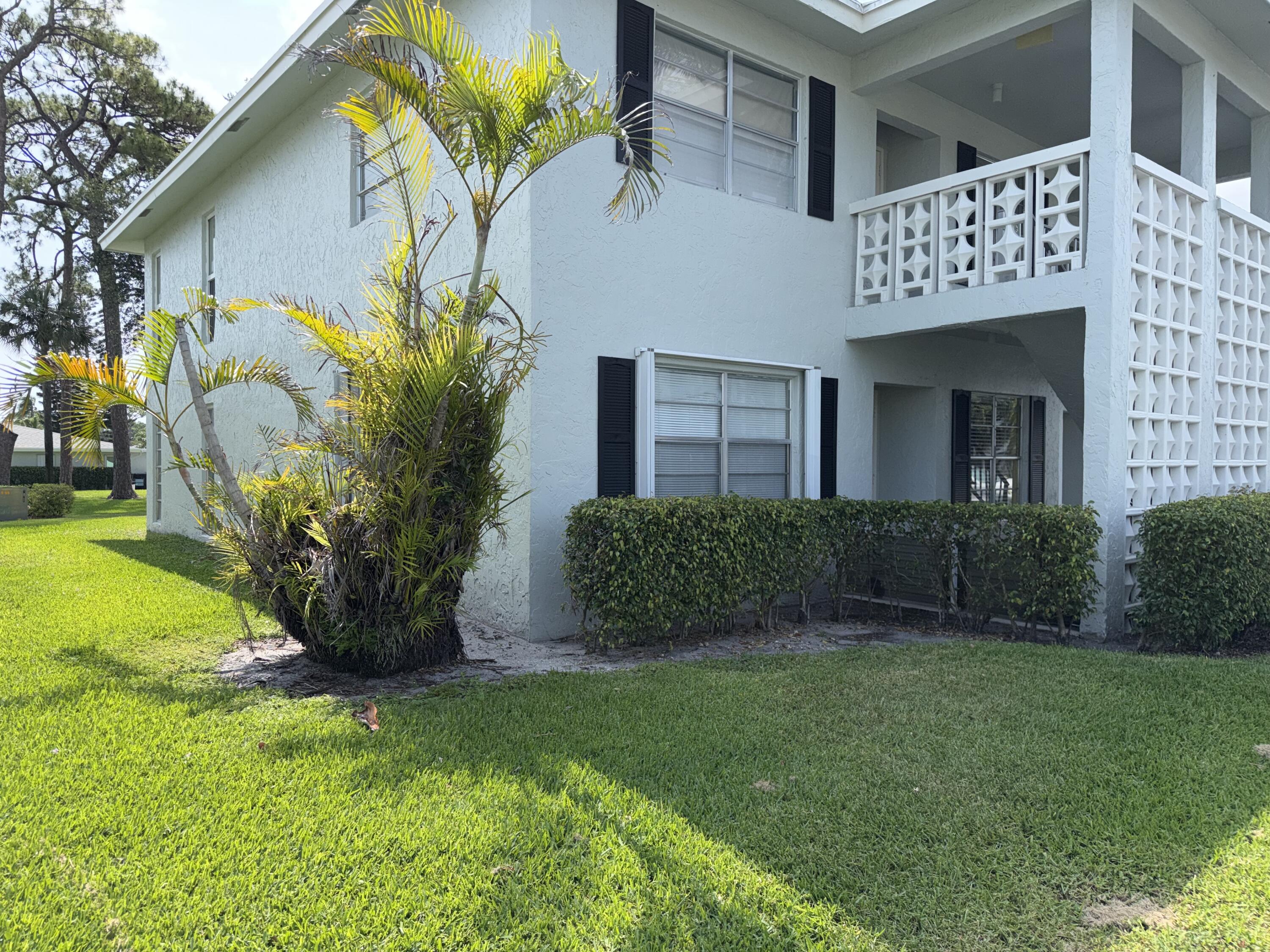 2BR – Condominium at 1030 Silk Oak Terrace #101