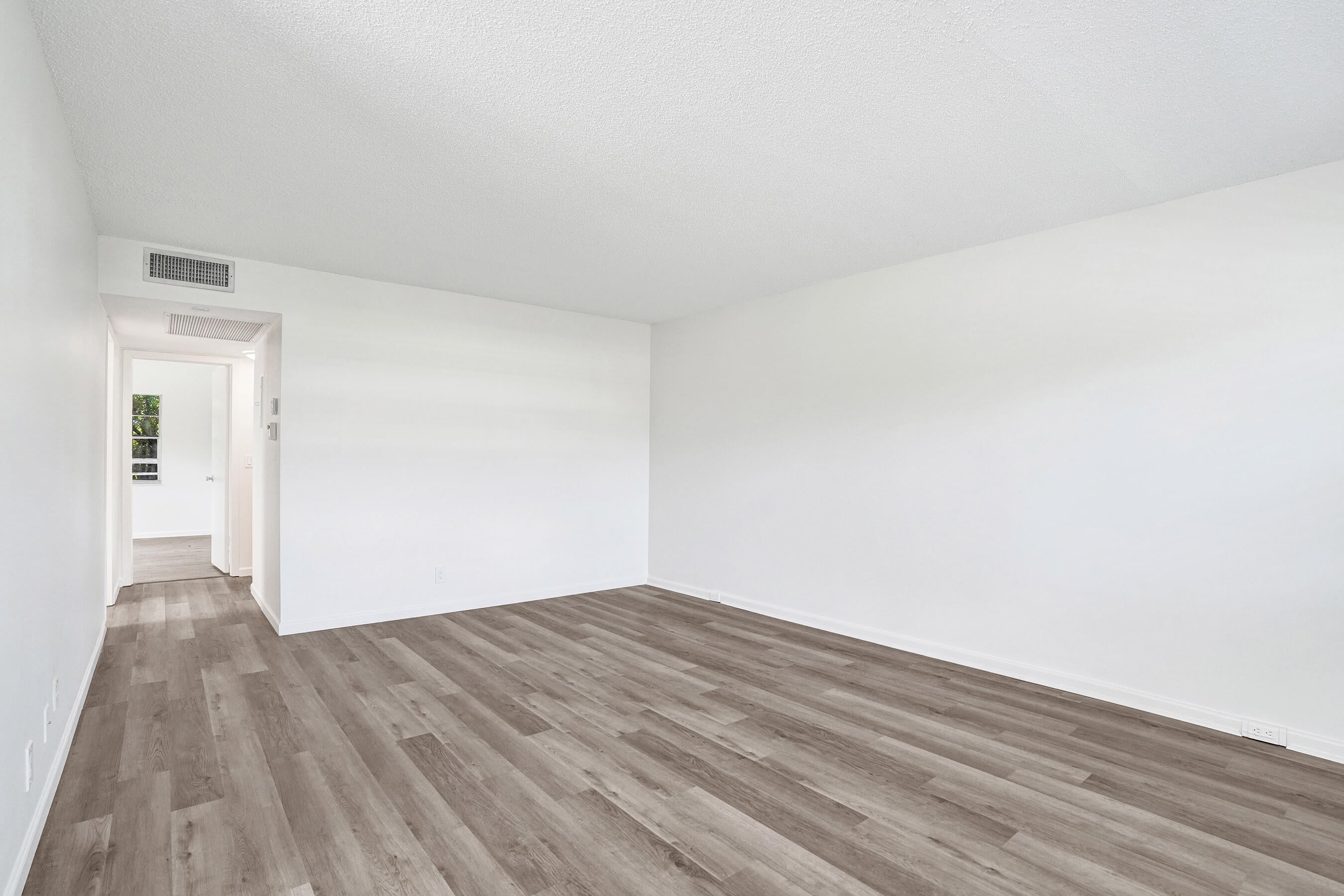 2BR – Apartment at 57 Dorset Drive #B