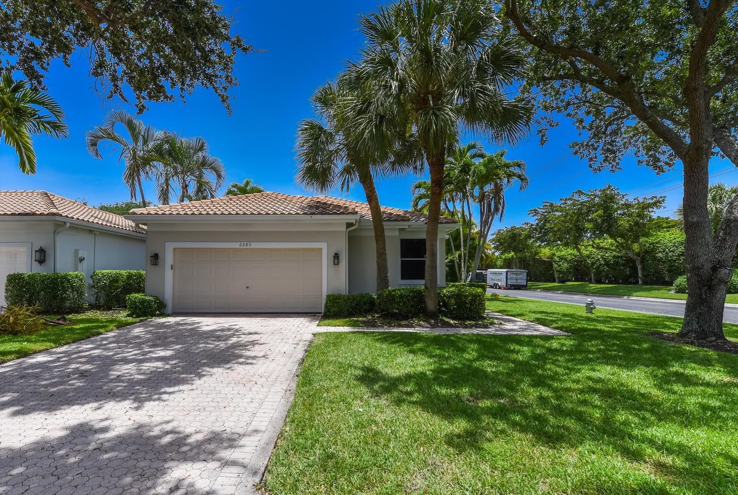 3BR – SingleFamilyResidence at 6685 NW 24th Terrace