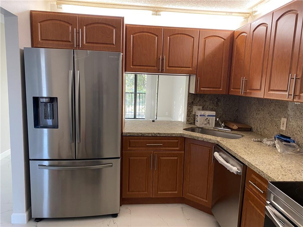 2BR – Condominium at 11615 NW 28th Street #4