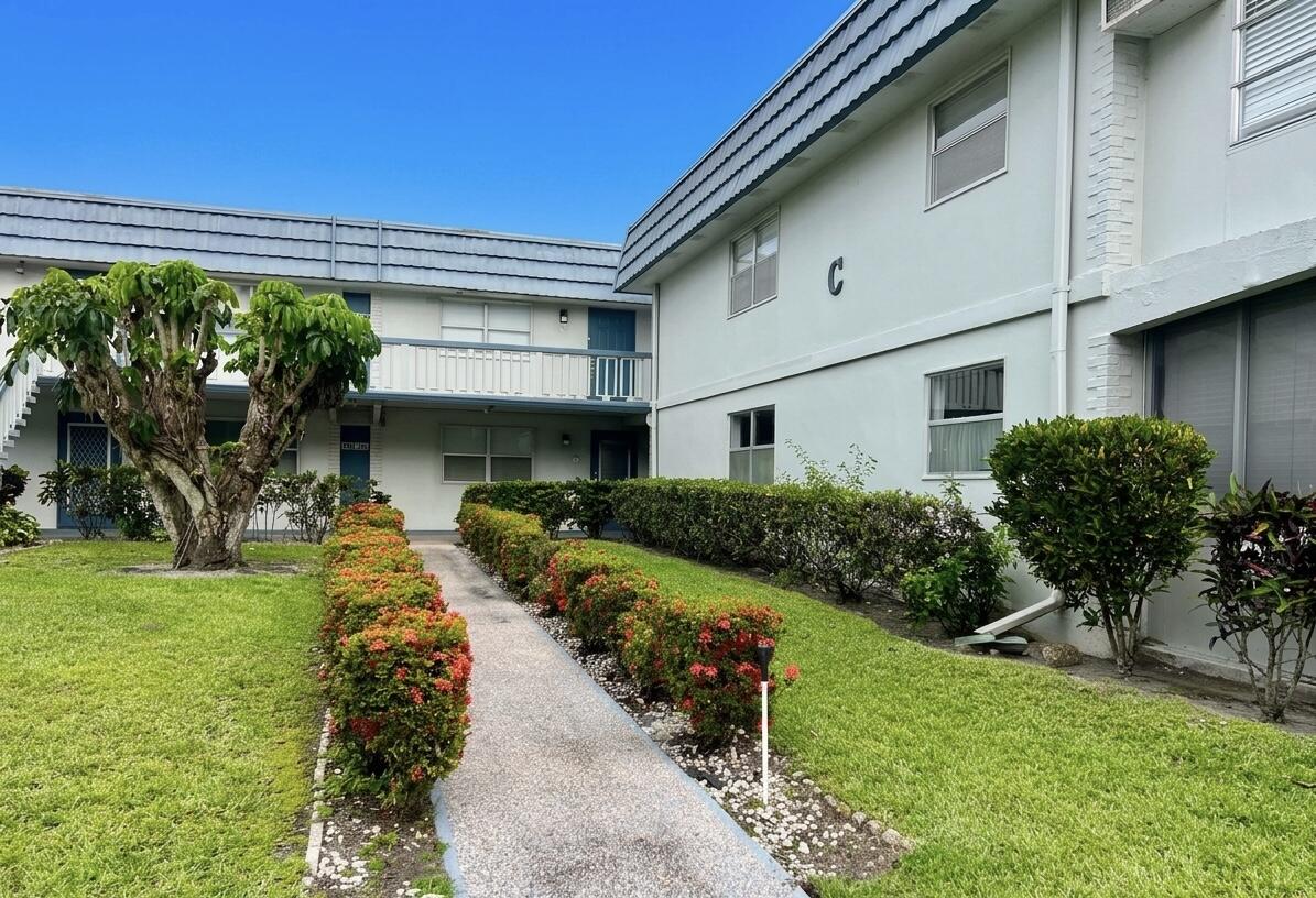 1BR – Condominium at 163 Tuscany C