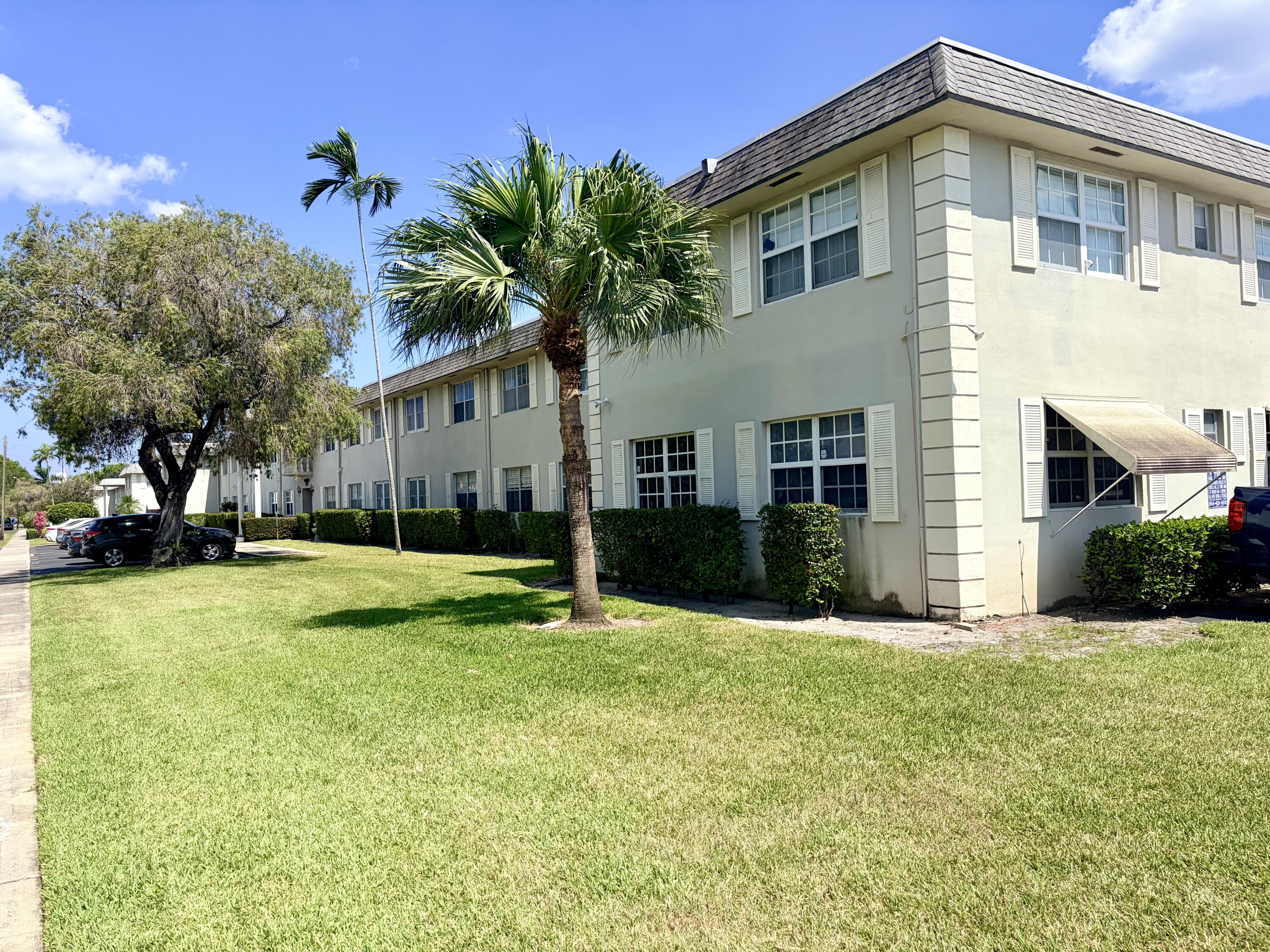 1BR – Apartment at 1560 Mckinley Street #115w