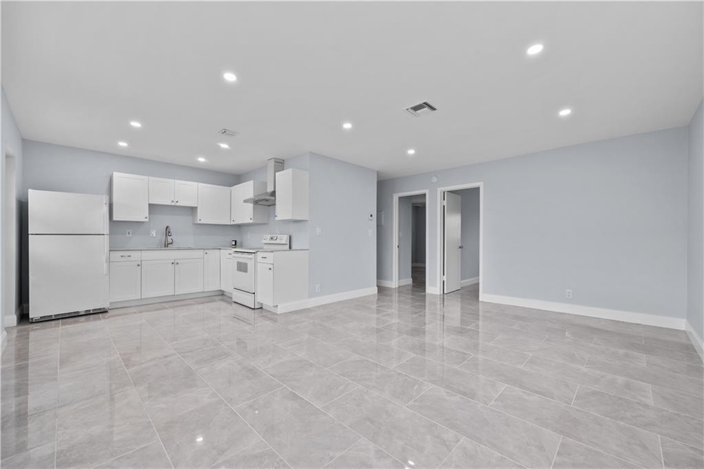 2BR – Condominium at 260 NW 19th Street #0290