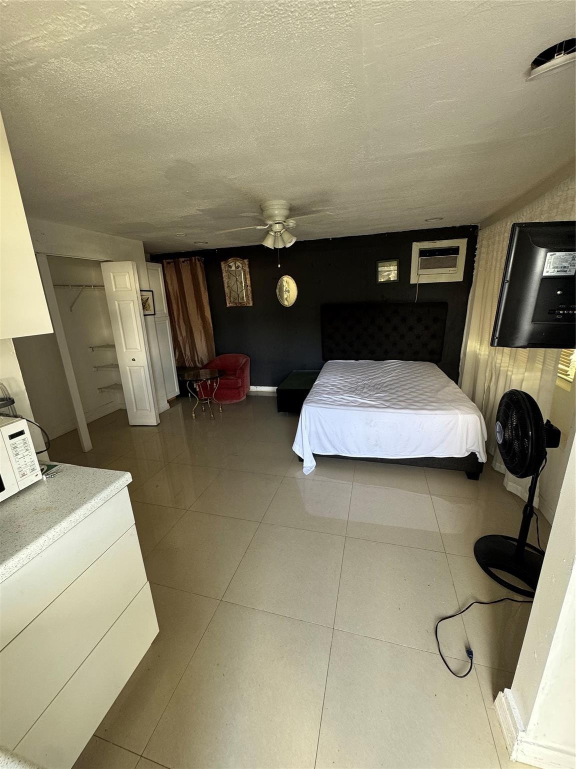 1BR – RNT at 1111 N 25th Avenue
