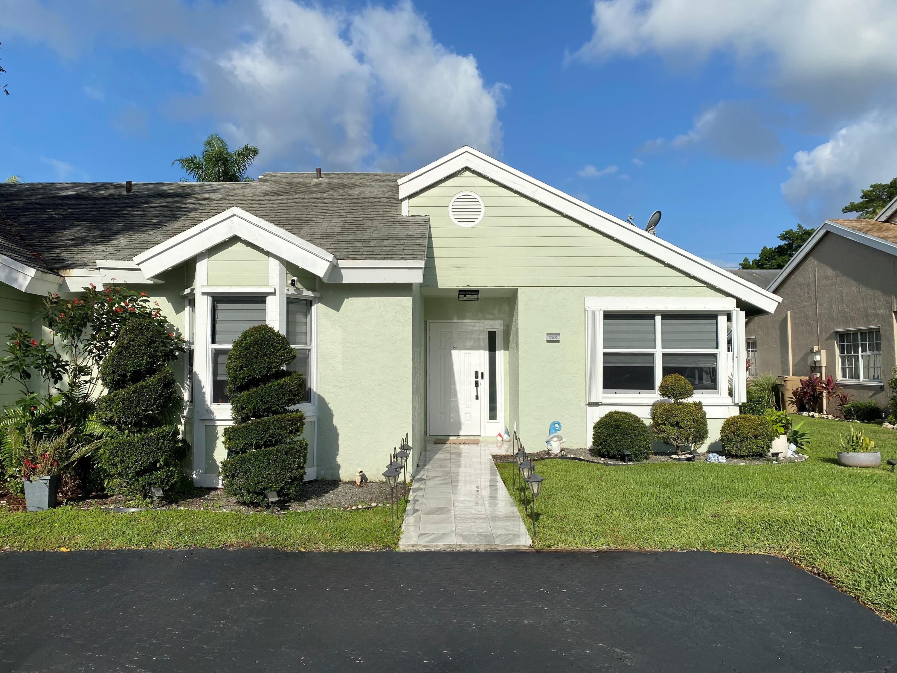 2BR – RES at 1101 SW 111th Terrace