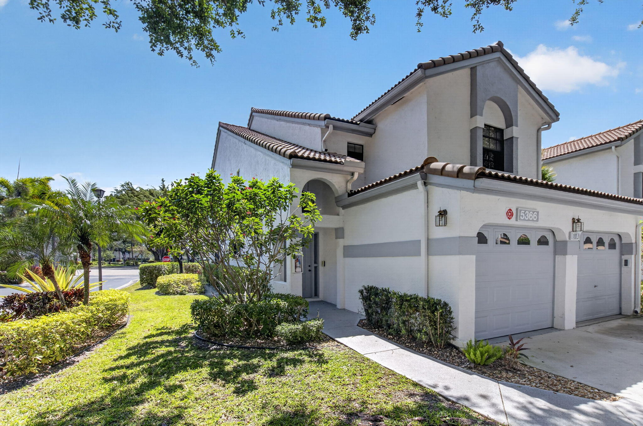 3BR – Condominium at 5366 Venetia Court #E