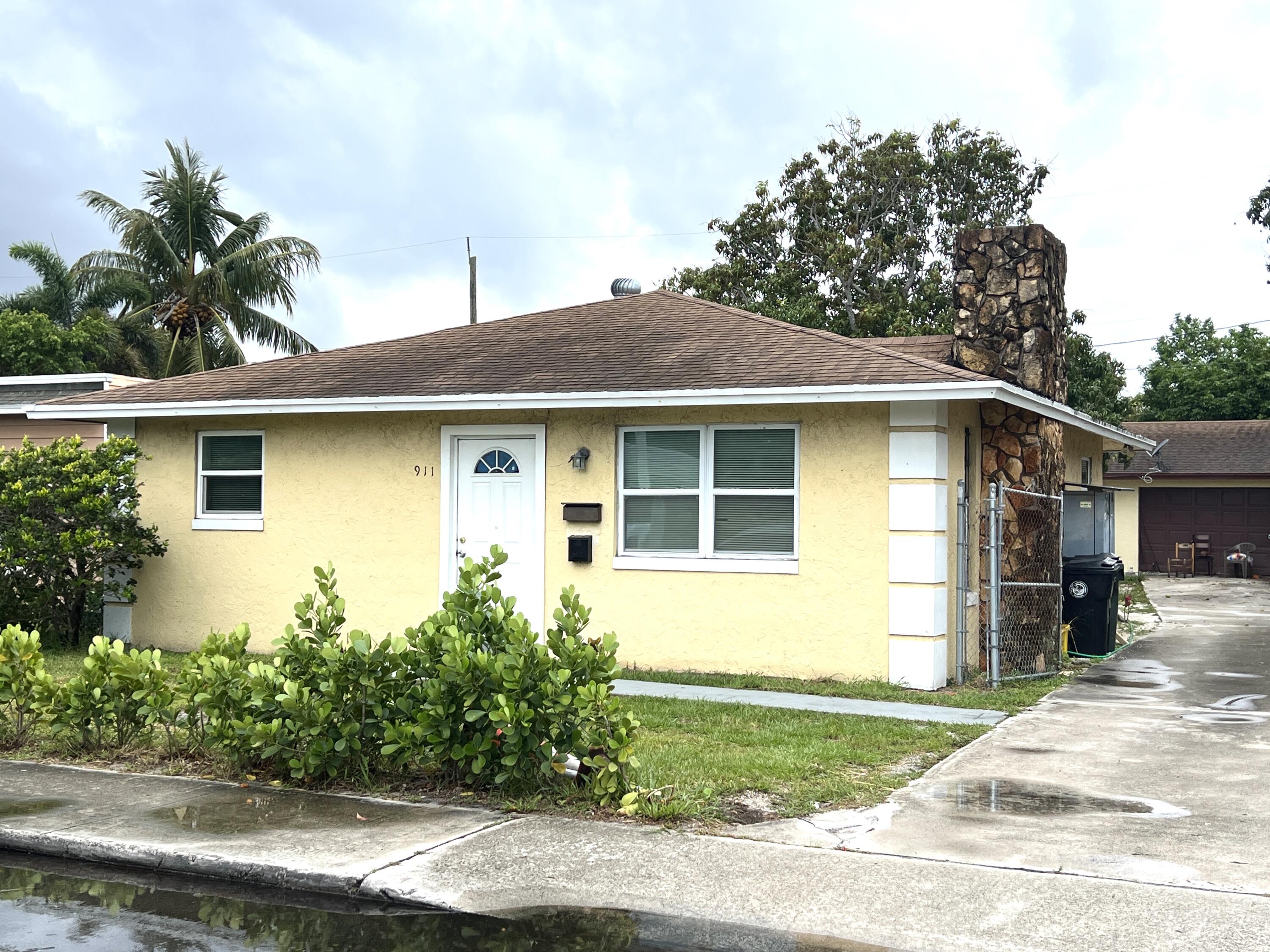 2BR – SingleFamilyResidence at 911 S D Street