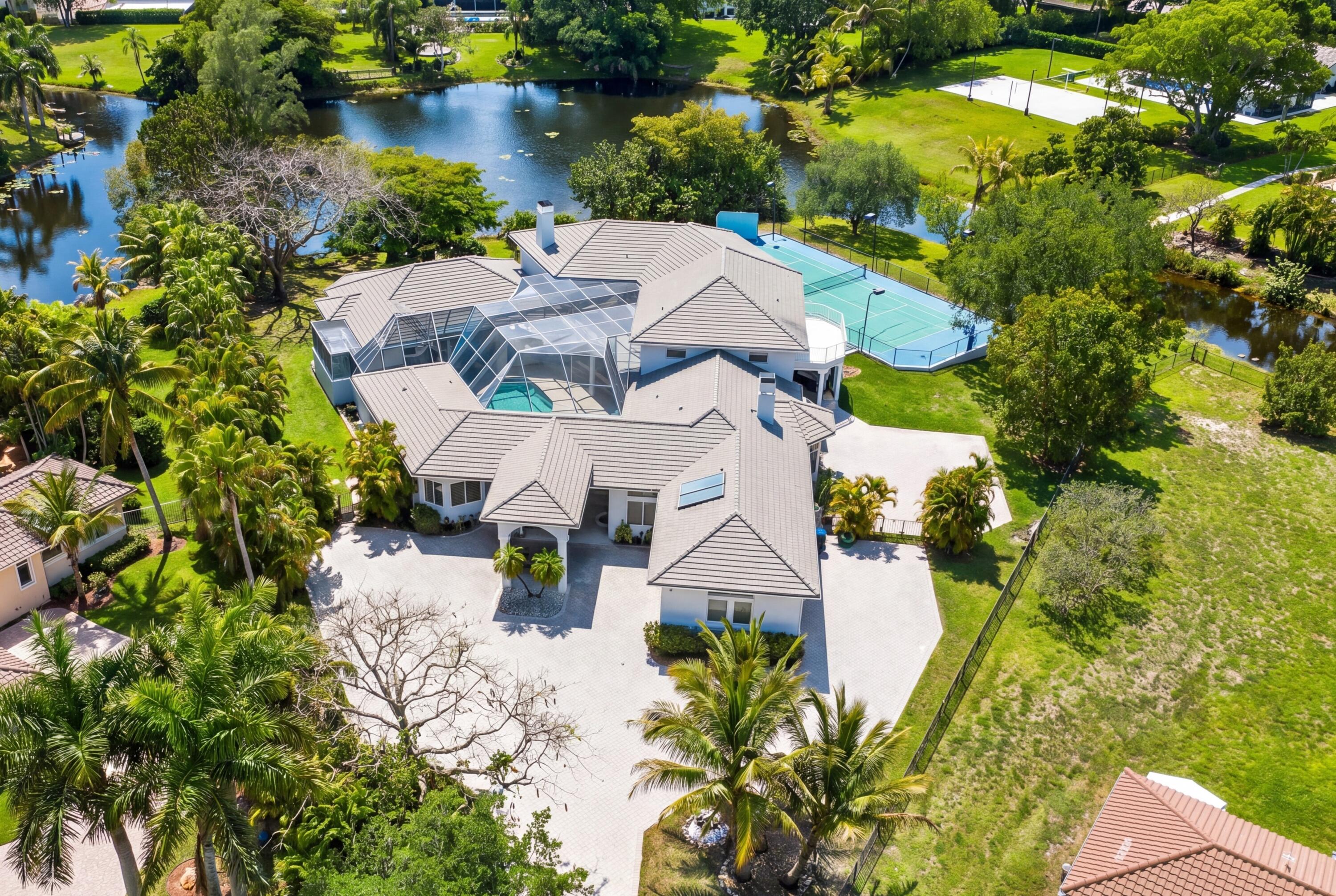9BR – SingleFamilyResidence at 4010 NW 100th Avenue
