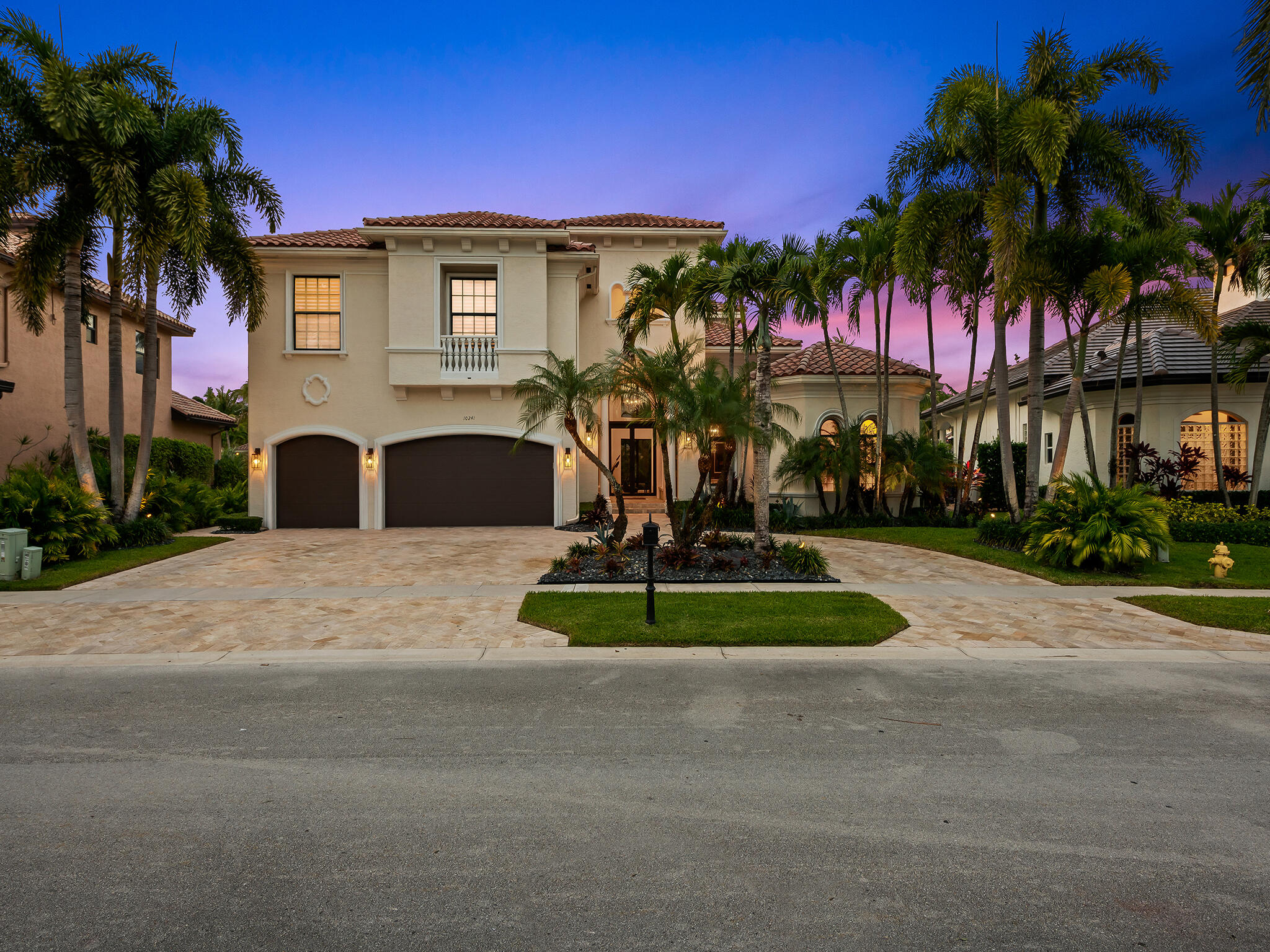 6BR – SingleFamilyResidence at 10241 Key Plum Street