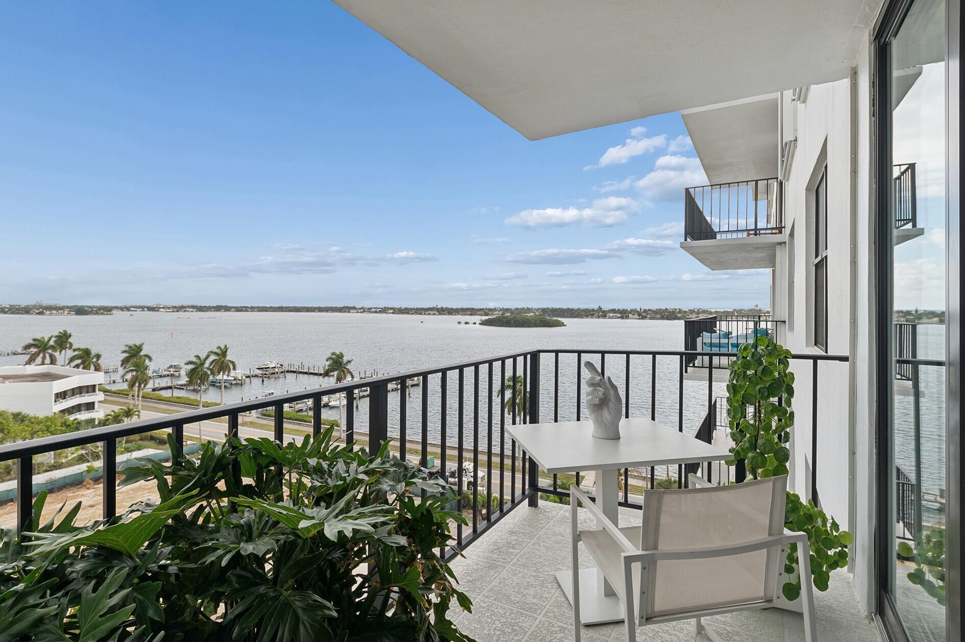 1BR – Condominium at 3800 Washington Road #909