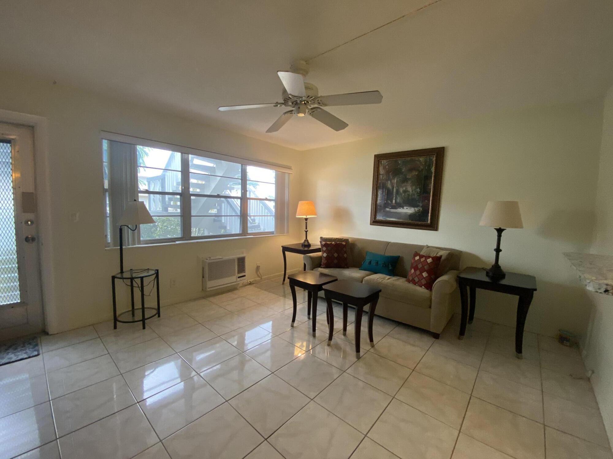 1BR – Condominium at 3 Kinghswood A