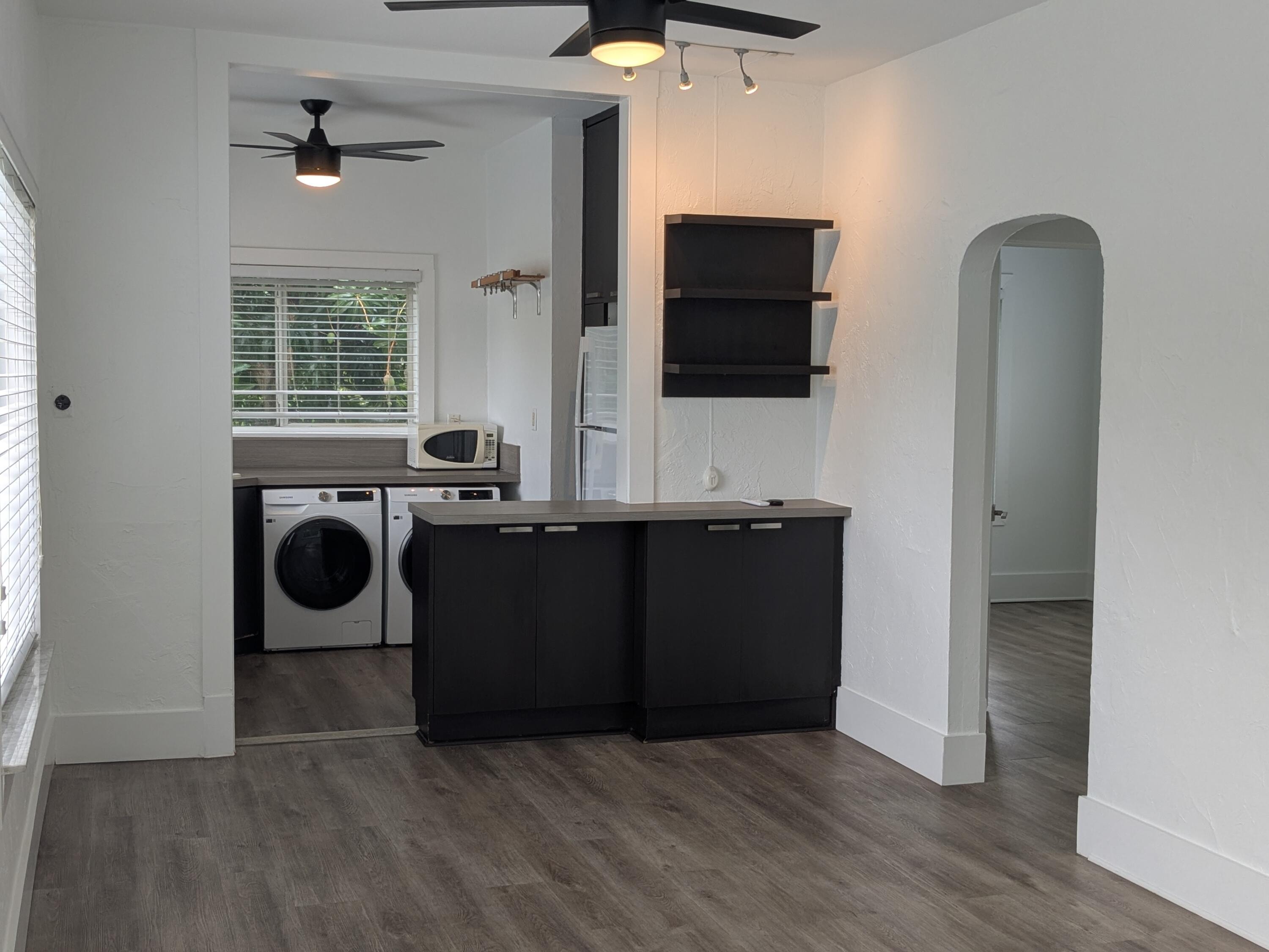 2BR – Apartment at 21 SE 11th Avenue #Upstairs