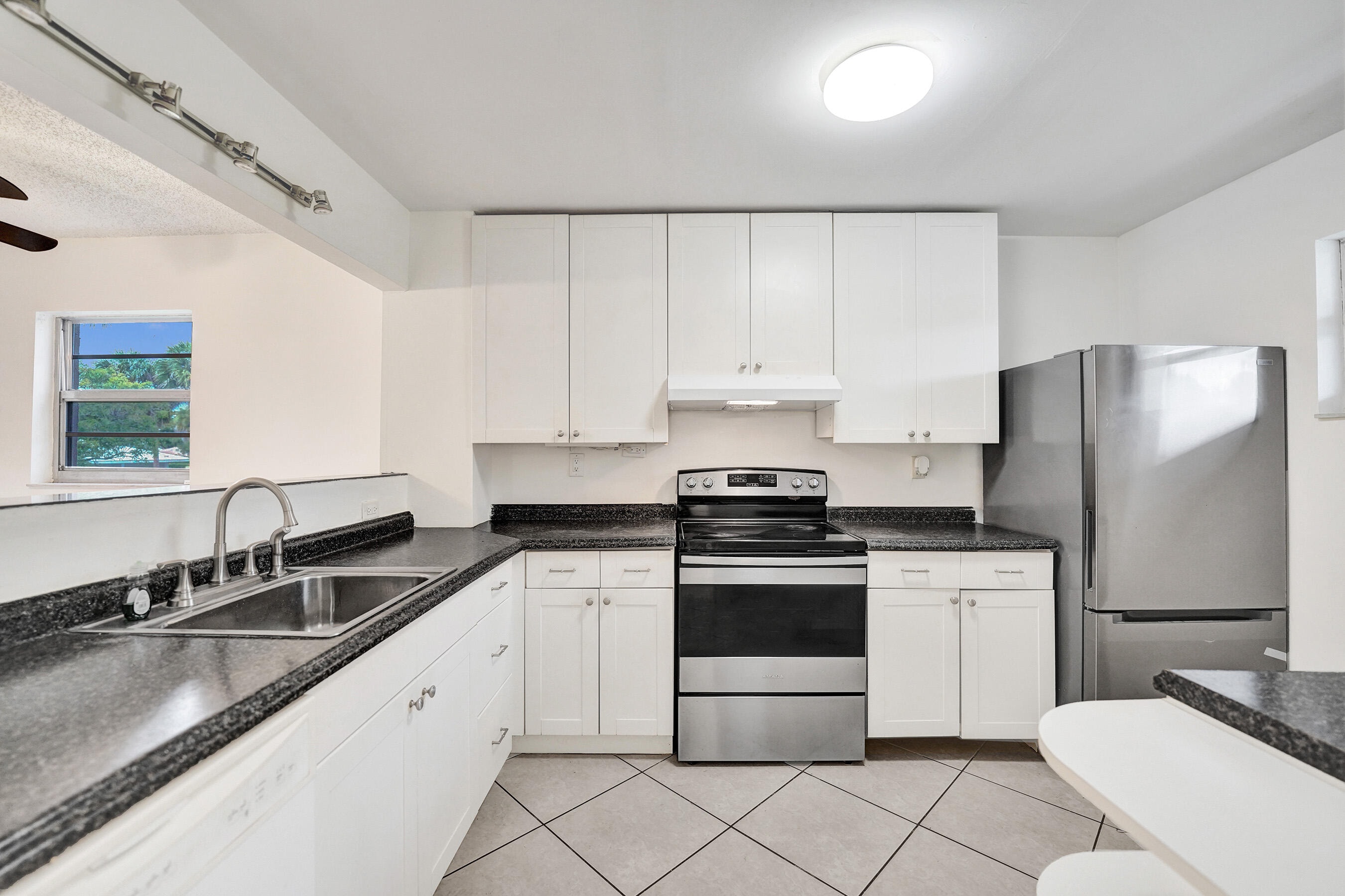 2BR – Condominium at 1100 NW 87th Avenue #208