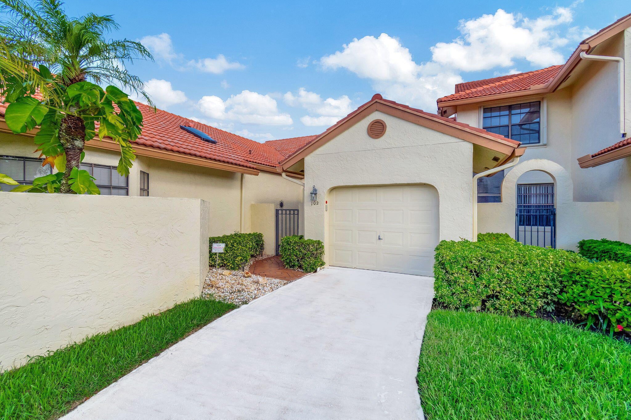 3BR – RES at 8308 Waterline Drive #102