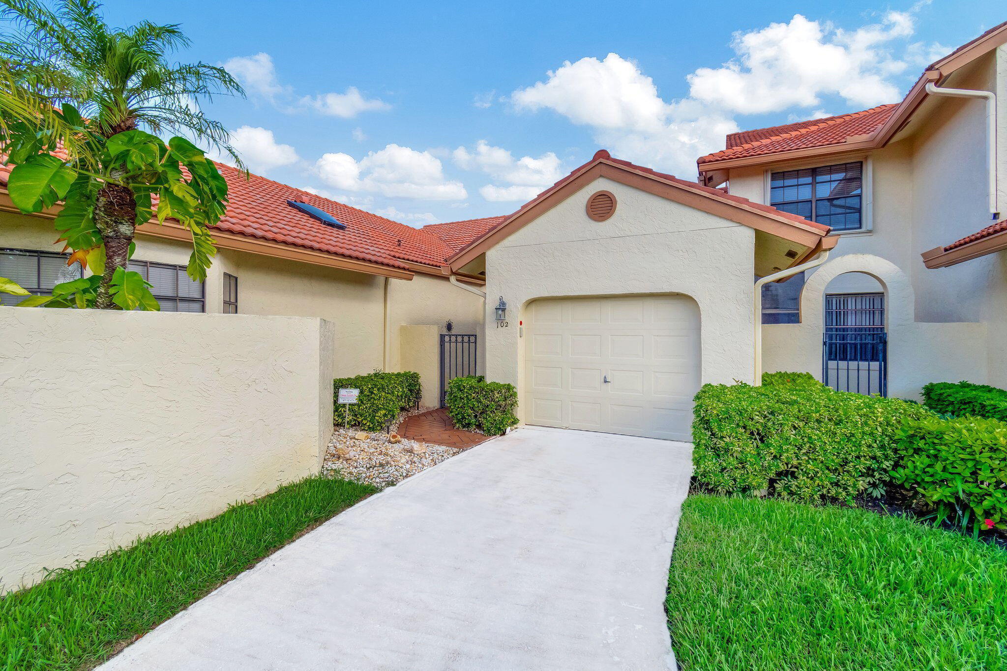 3BR – RES at 8308 Waterline Drive #102