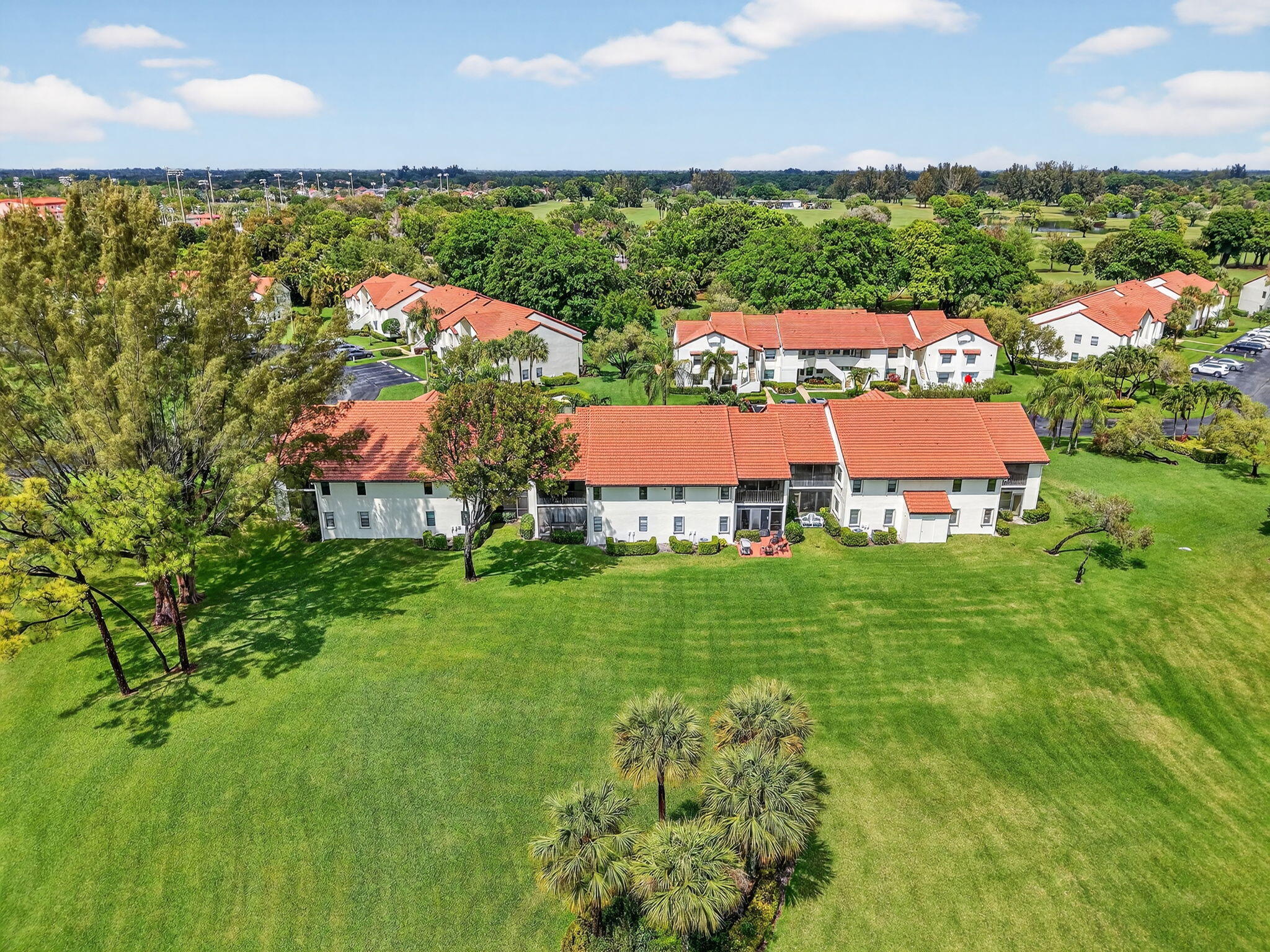 3BR – Condominium at 6069 Parkwalk Drive
