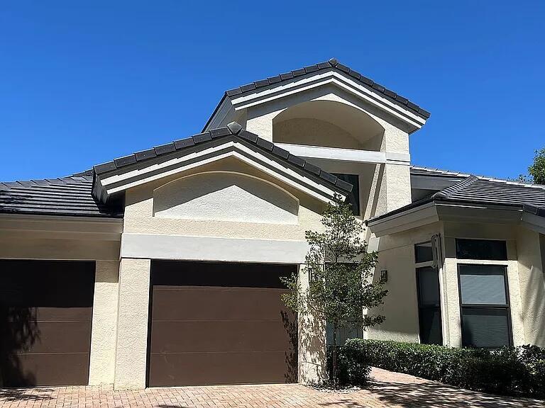 4BR – SingleFamilyResidence at 4551 NW 26th