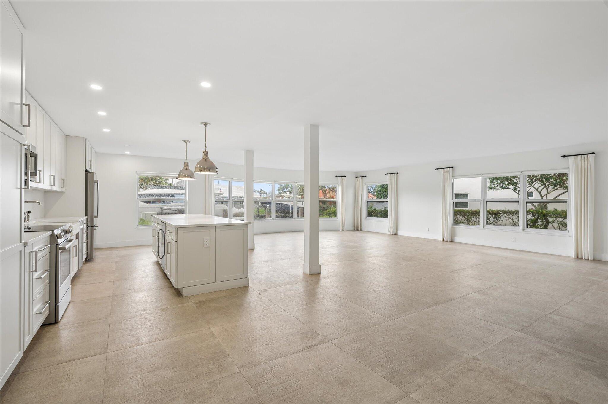 2BR – Condominium at 5100 Bayview Drive #106
