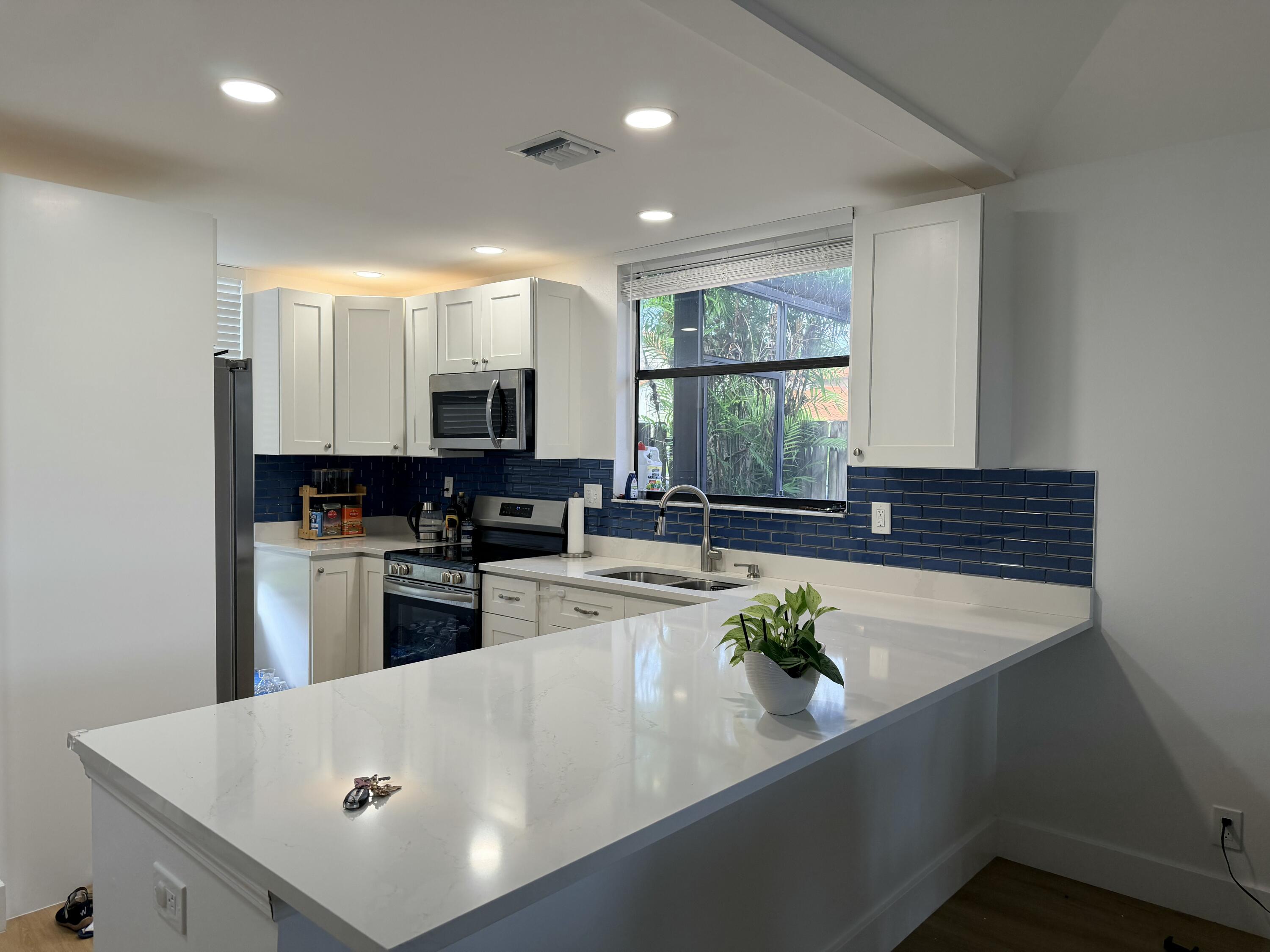 2BR – Condominium at 5650 Fox Hollow Drive #A