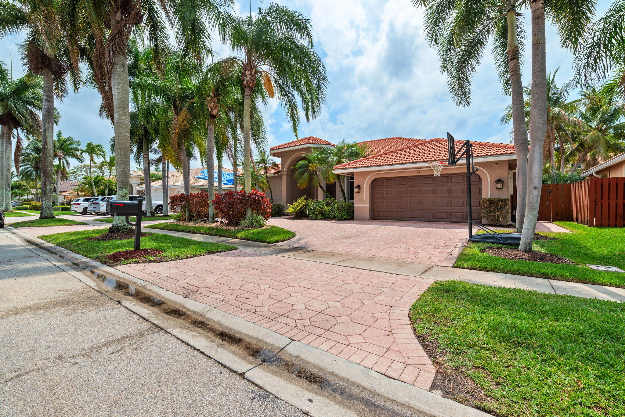 4BR – SingleFamilyResidence at 77 NW 108th Way