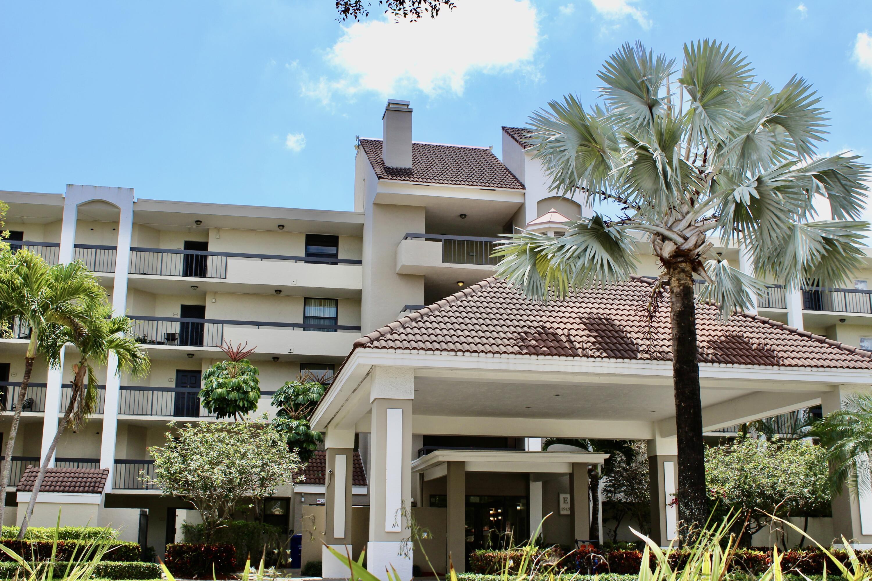 2BR – Condominium at 1915 Lavers Circle #E209