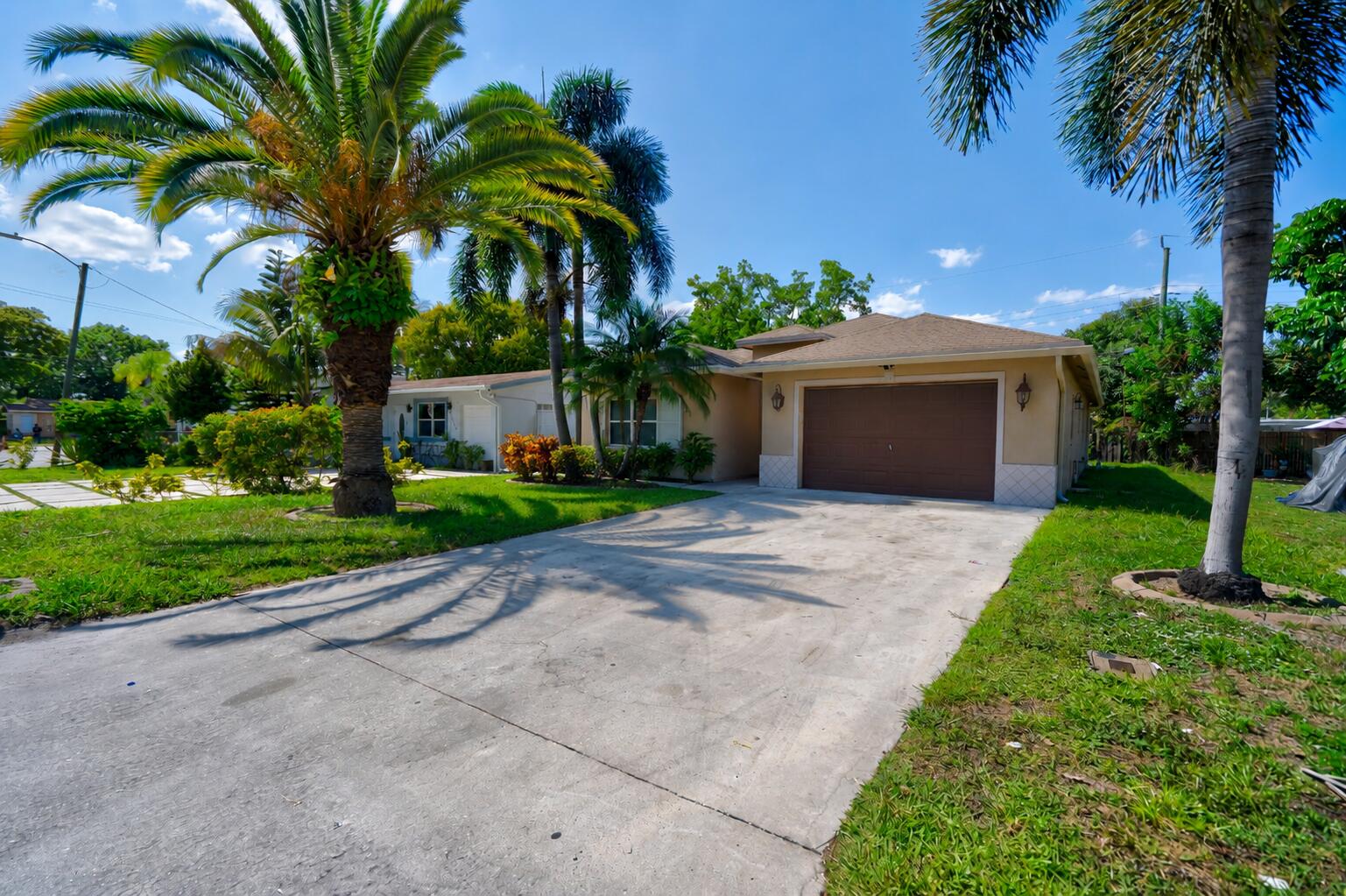 4BR – SingleFamilyResidence at 2241 NW 3rd Street