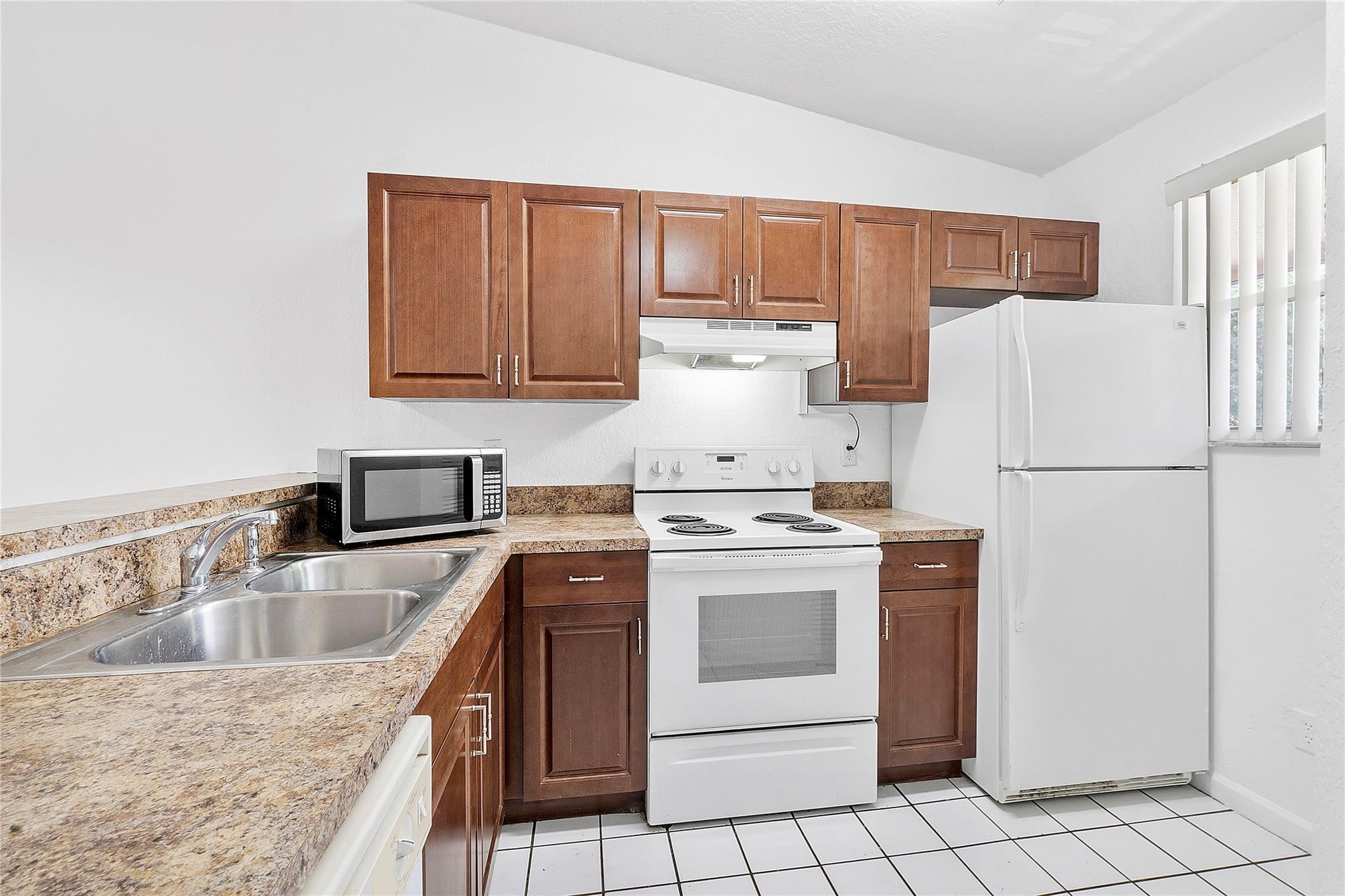 2BR – Condominium at 3562 NW 91st Lane #3562