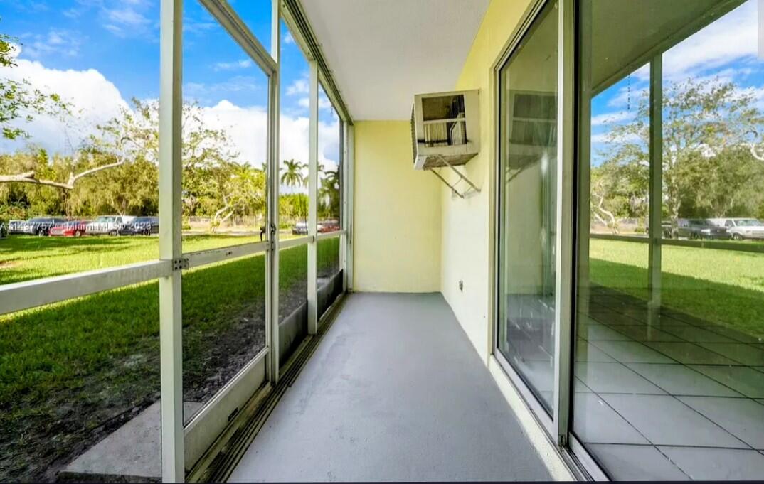 1BR – Condominium at 100 SW 132nd Way #109k
