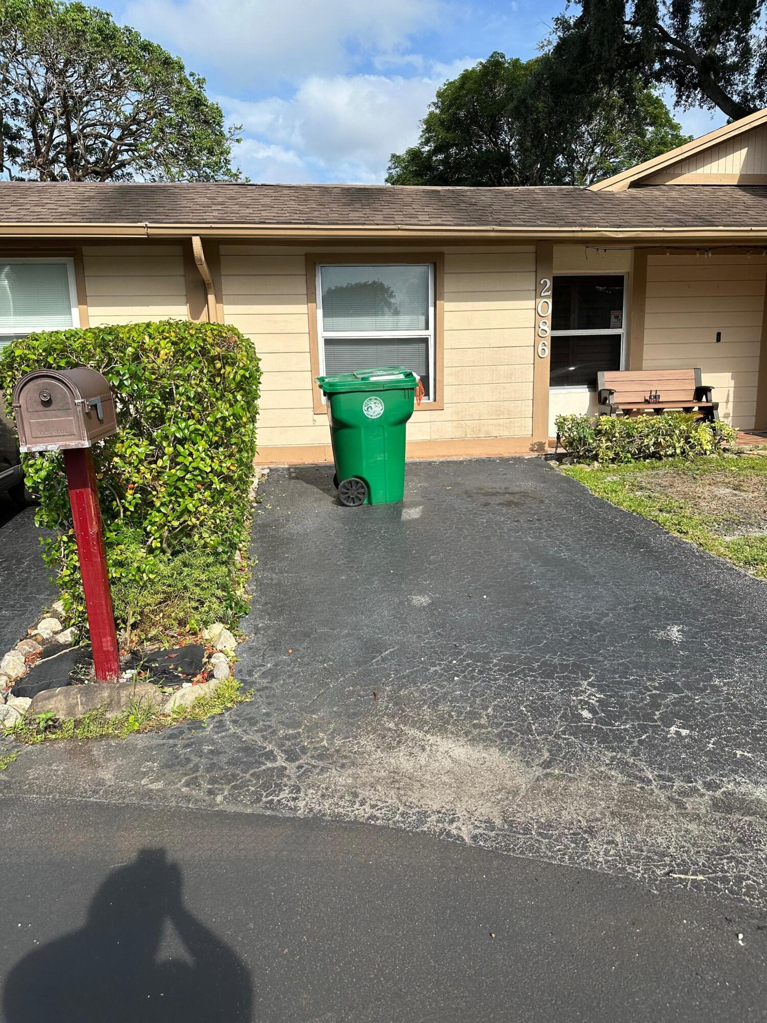 1BR – RNT at 2086 SW 71st Way