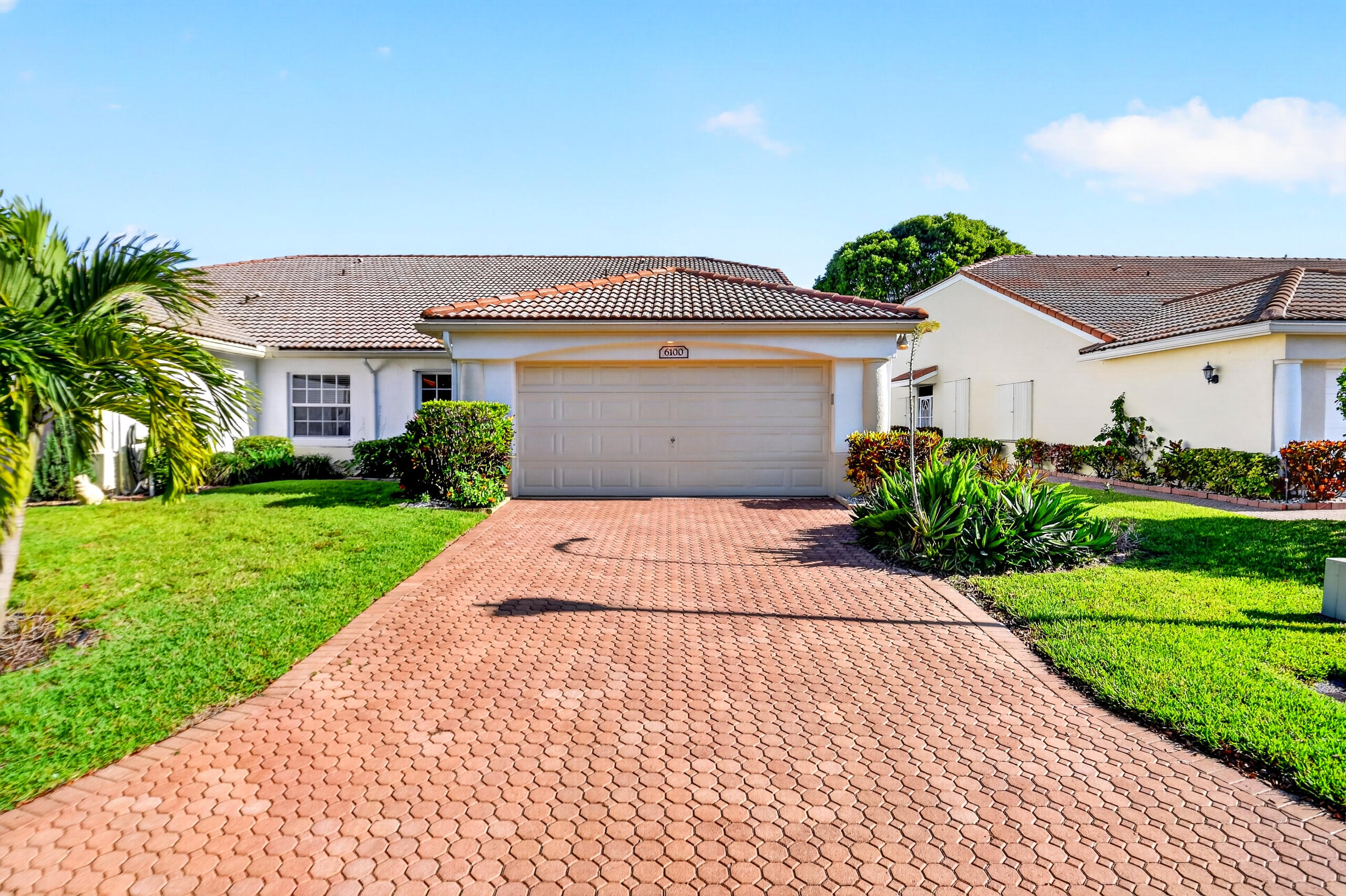 3BR – RES at 6100 Caladium Road