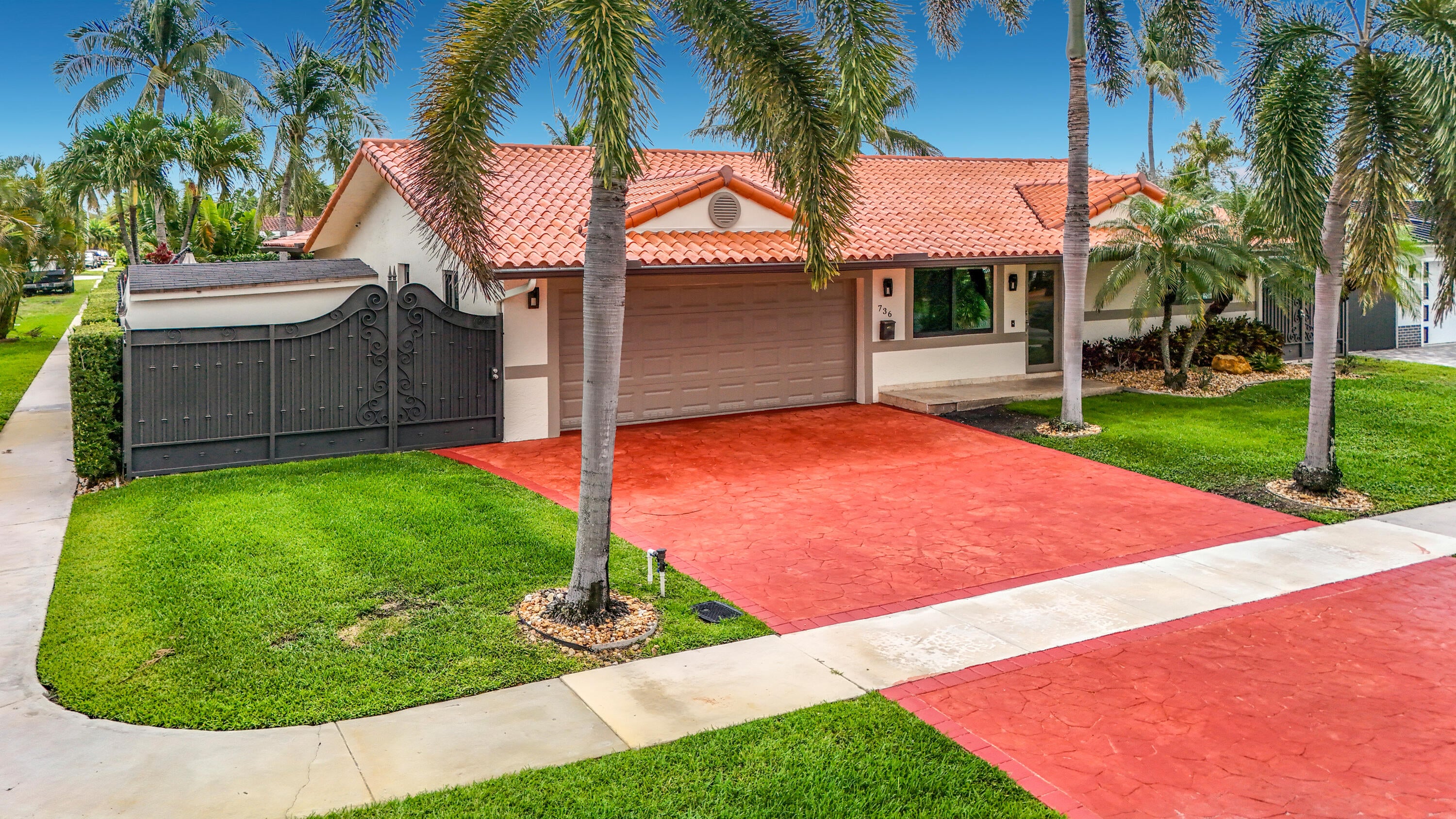 3BR – SingleFamilyResidence at 736 NW 12th Avenue