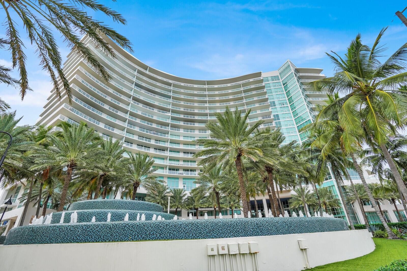2BR – Condominium at 1 N Ocean Boulevard #913
