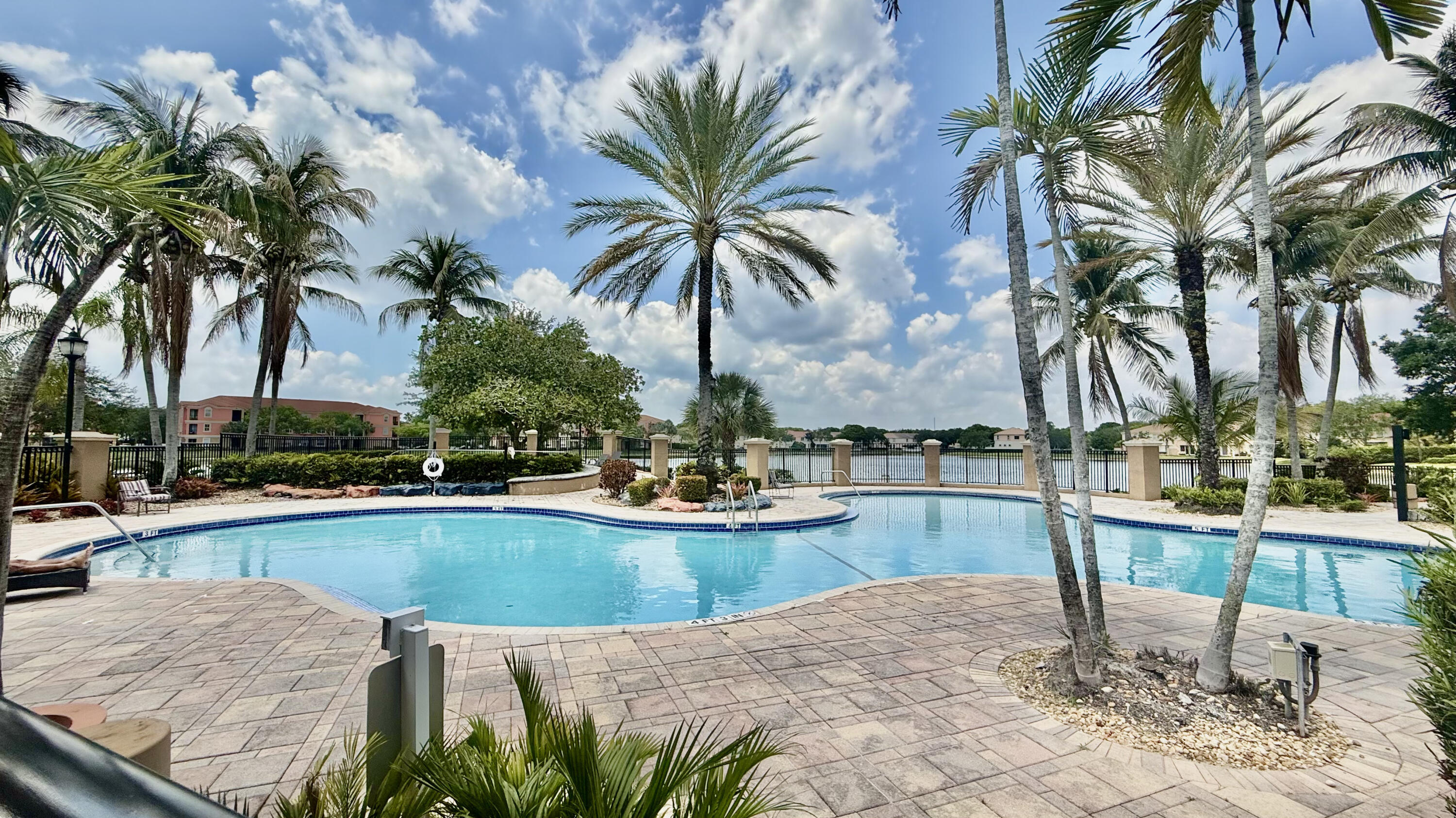 1BR – Condominium at 4402 SW 160th Avenue #914