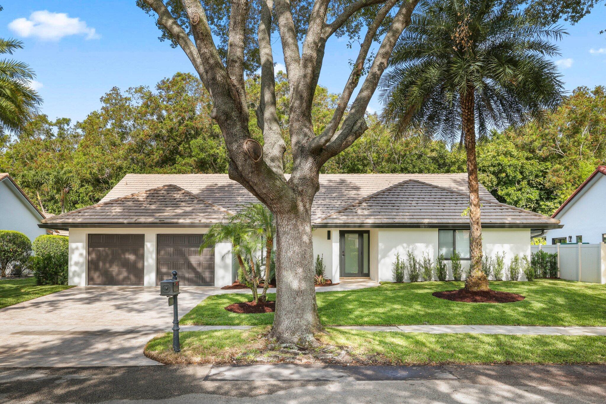4BR – SingleFamilyResidence at 3901 NW 27th Avenue