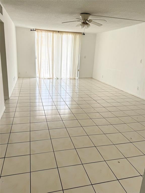 2BR – Condominium at 1830 Dixianna Street #201