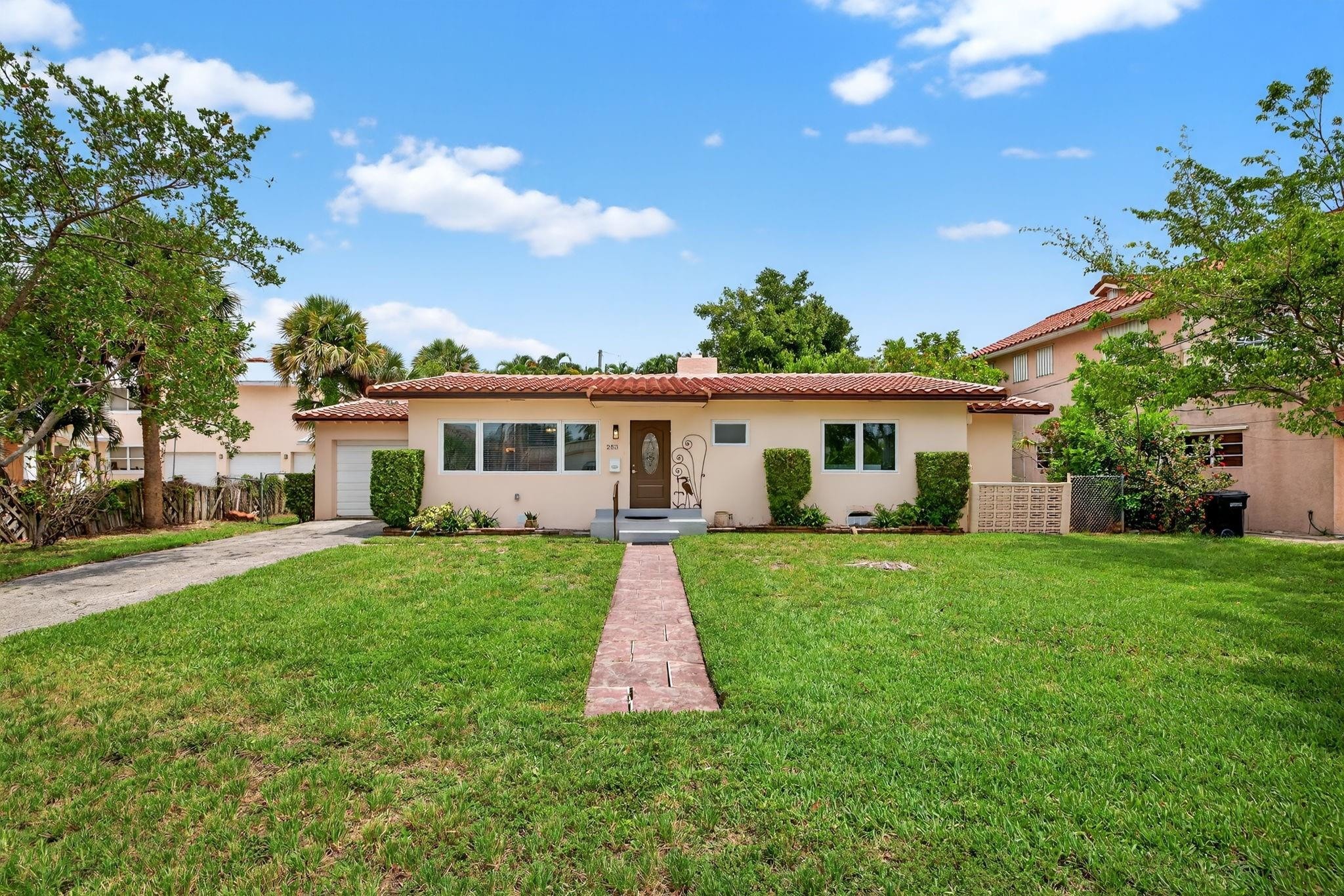 3BR – SingleFamilyResidence at 283 Imperial Lane