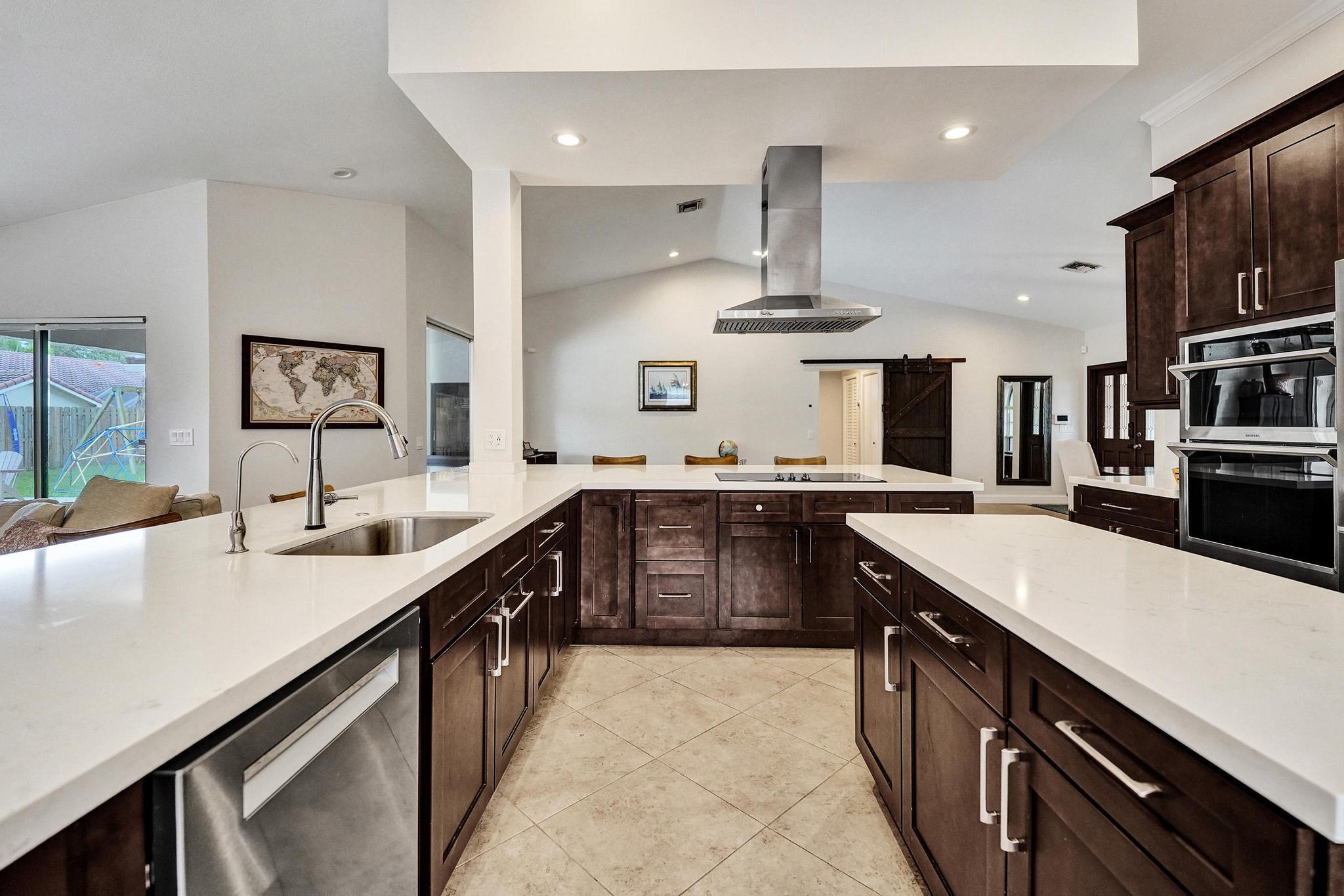 4BR – SingleFamilyResidence at 10050 NW 14th Street