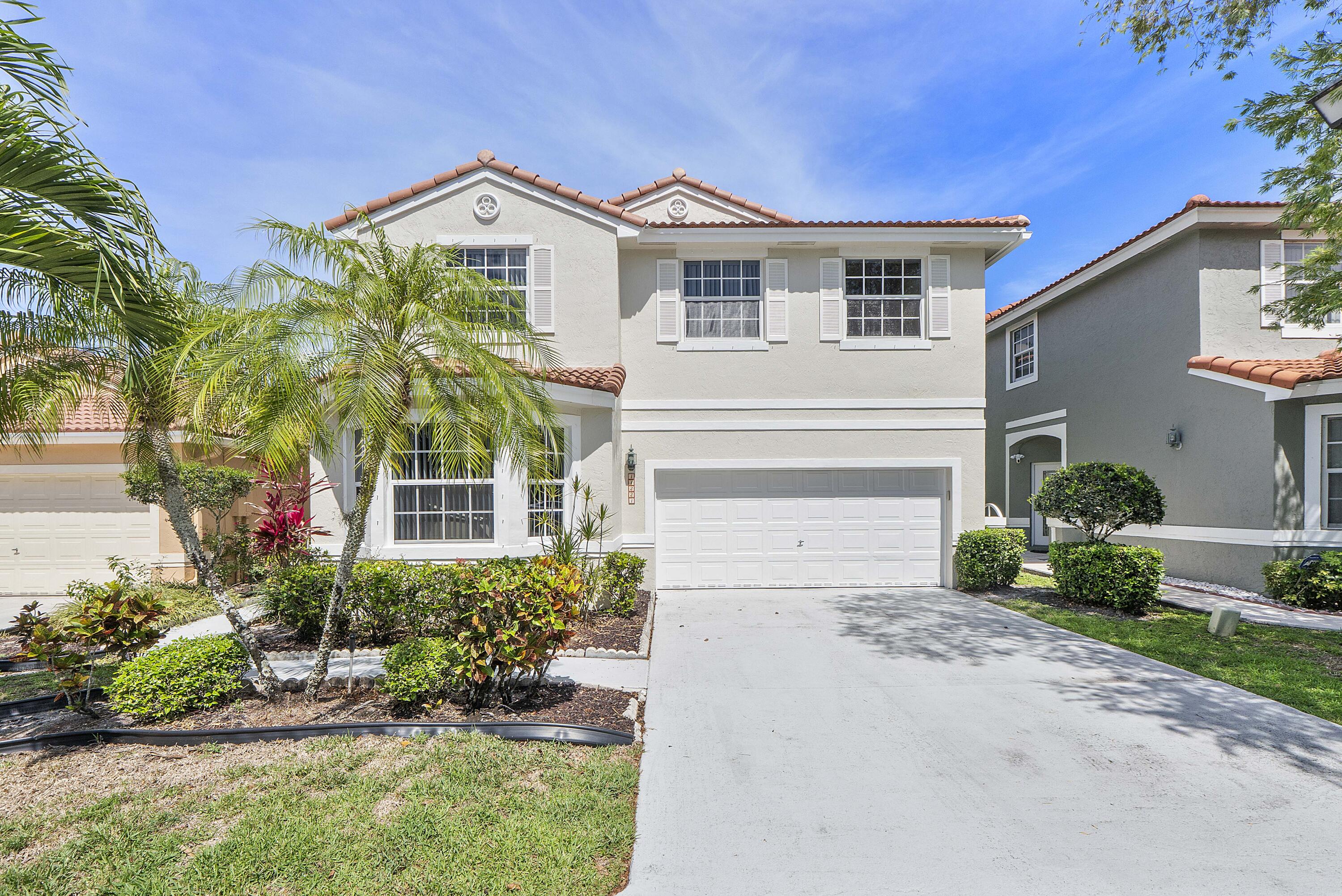 4BR – SingleFamilyResidence at 11221 NW 46th Drive