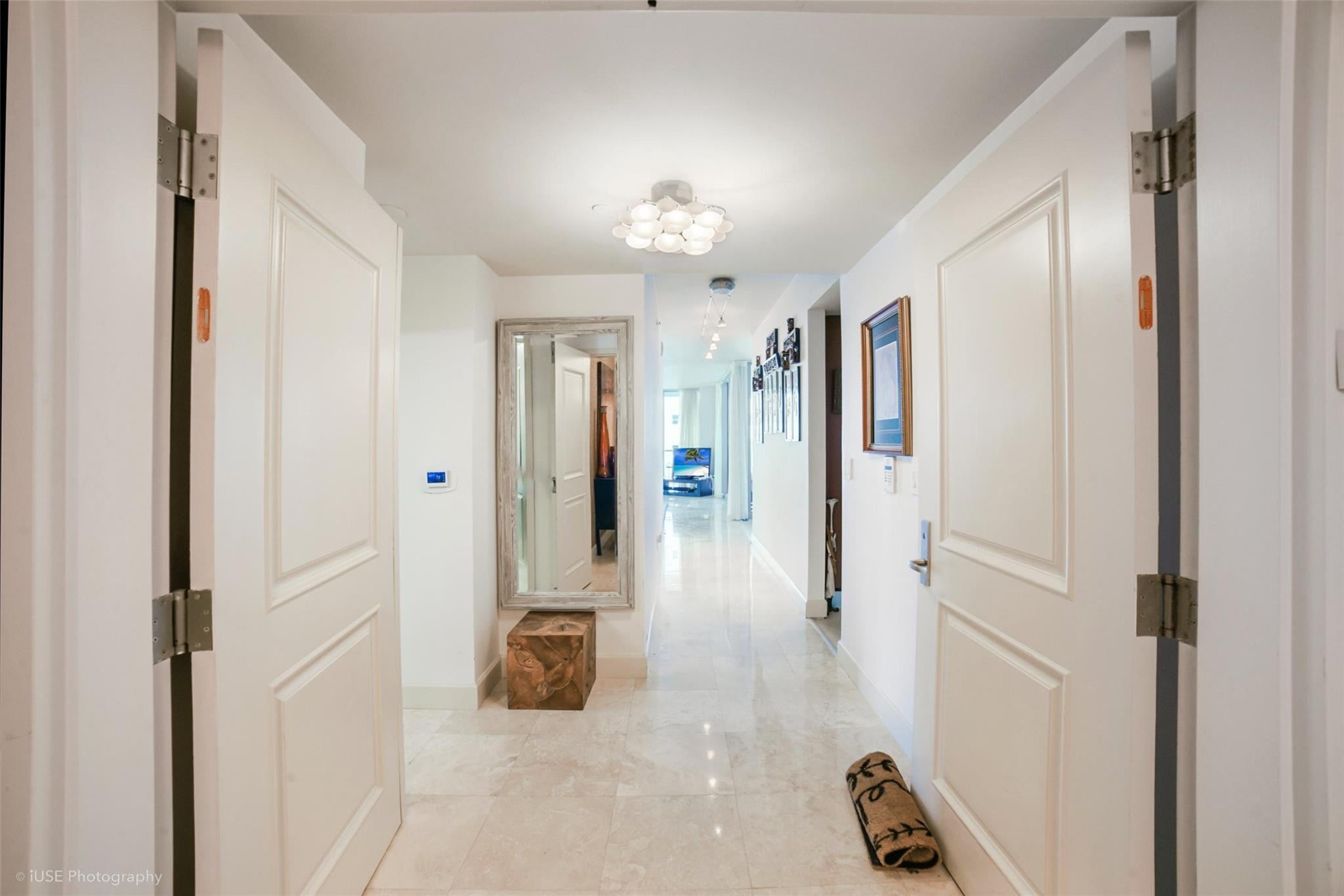 3BR – Condominium at 3101 S Ocean Drive #401